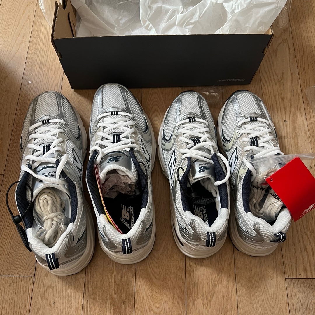New Balance 530 Steel Grey 착용 스타일