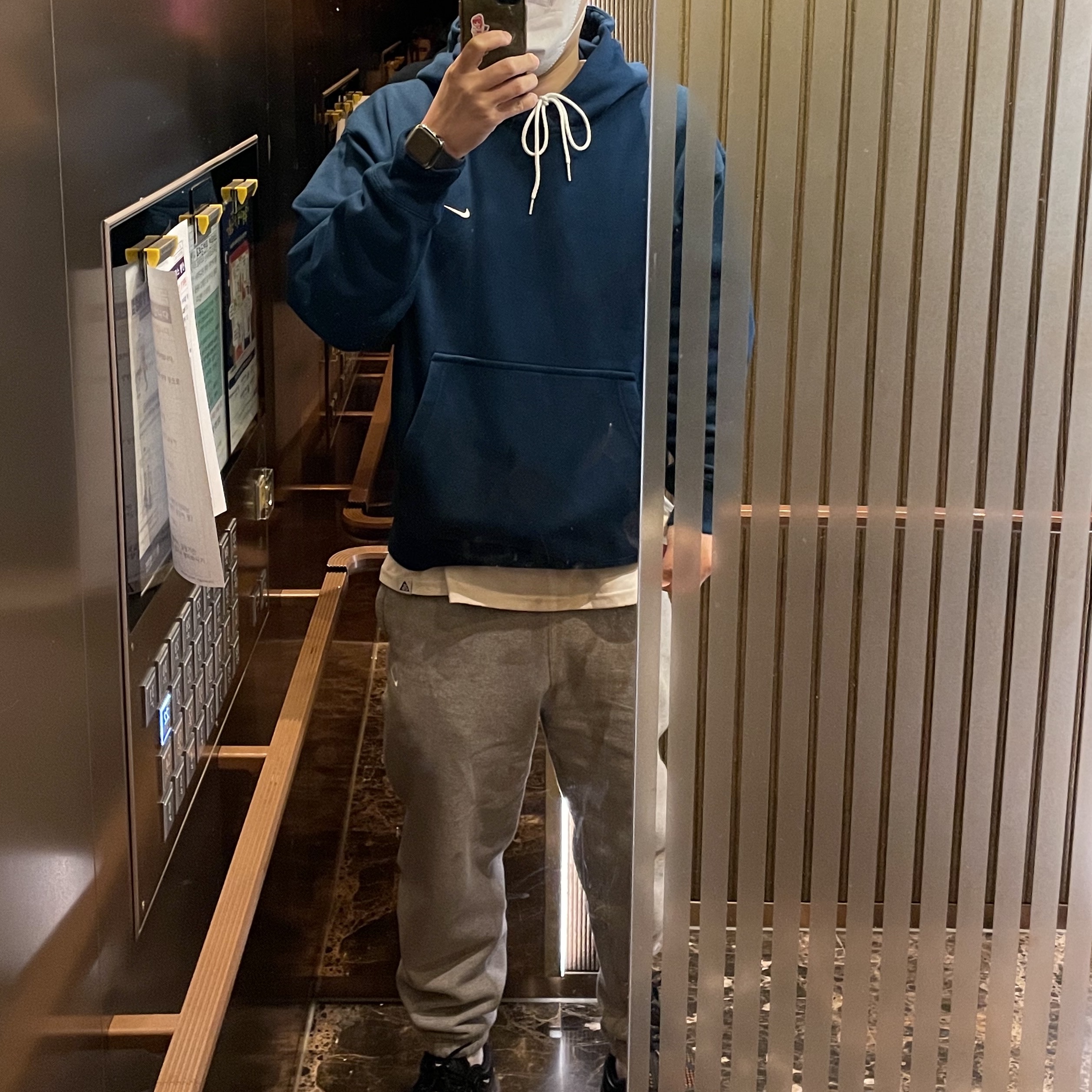 Nike NRG Solo Swoosh Fleece Pants Dark Grey Heather - Asia, Nike NRG Solo Swoosh Fleece Hoodie Valerian Blue - Asia 착용 스타일