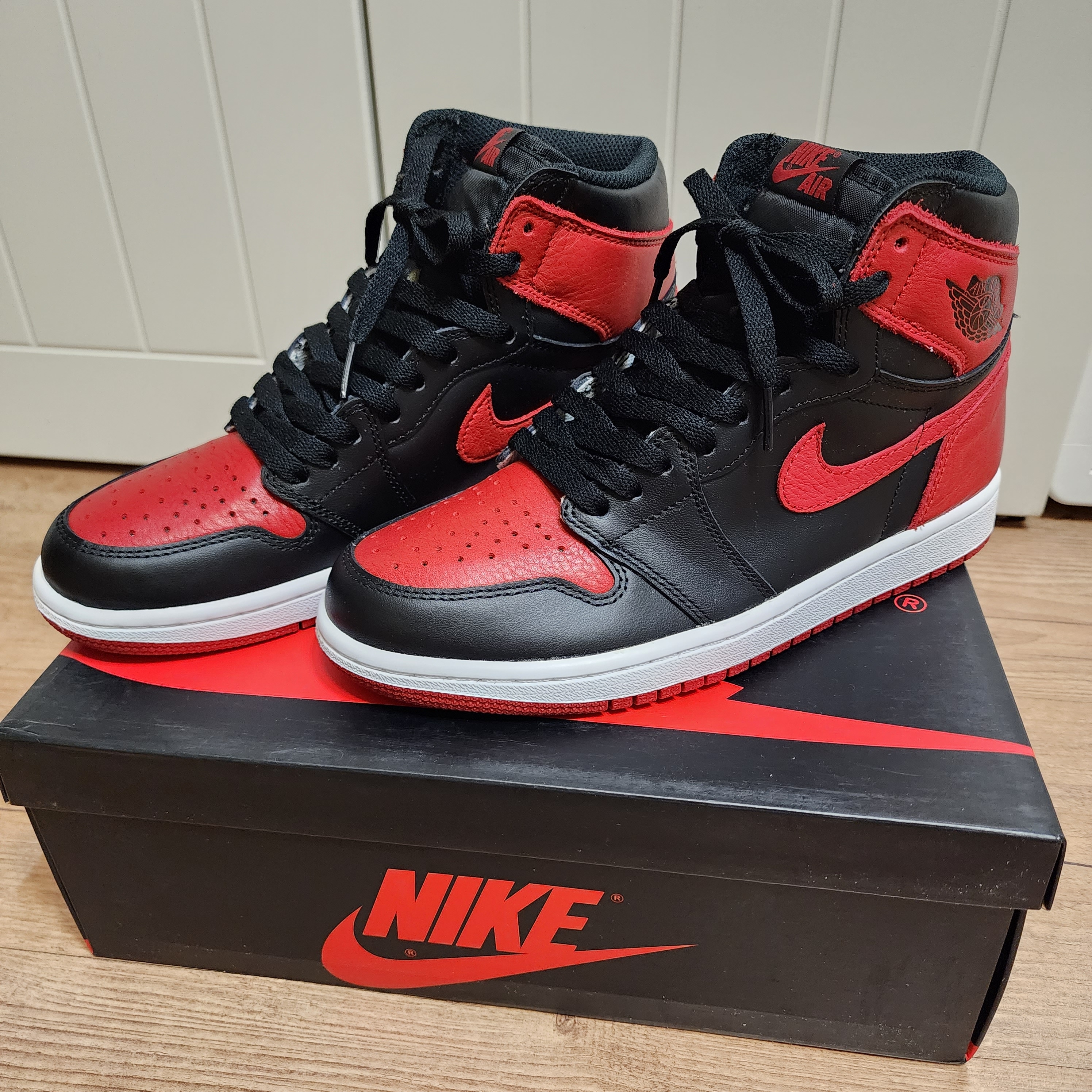Jordan 1 Retro High OG Bred Banned 2016 착용 스타일 - 2