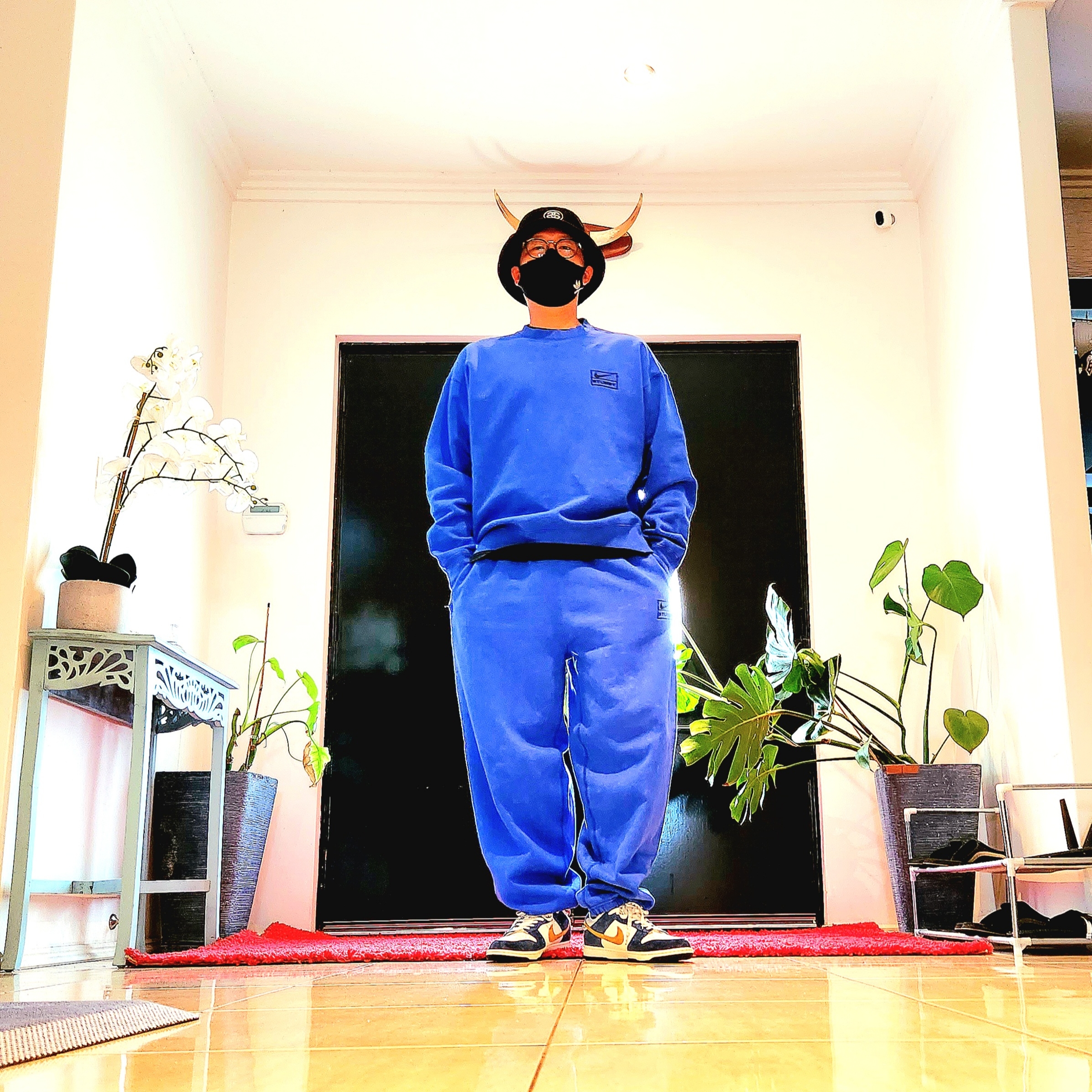 Nike x Stussy NRG Acid Washed Crewneck Game Royal (DR4024-480), Nike x Stussy NRG Acid Washed Fleece Pants Game Royal (DR4025-480) 착용 스타일 - 3