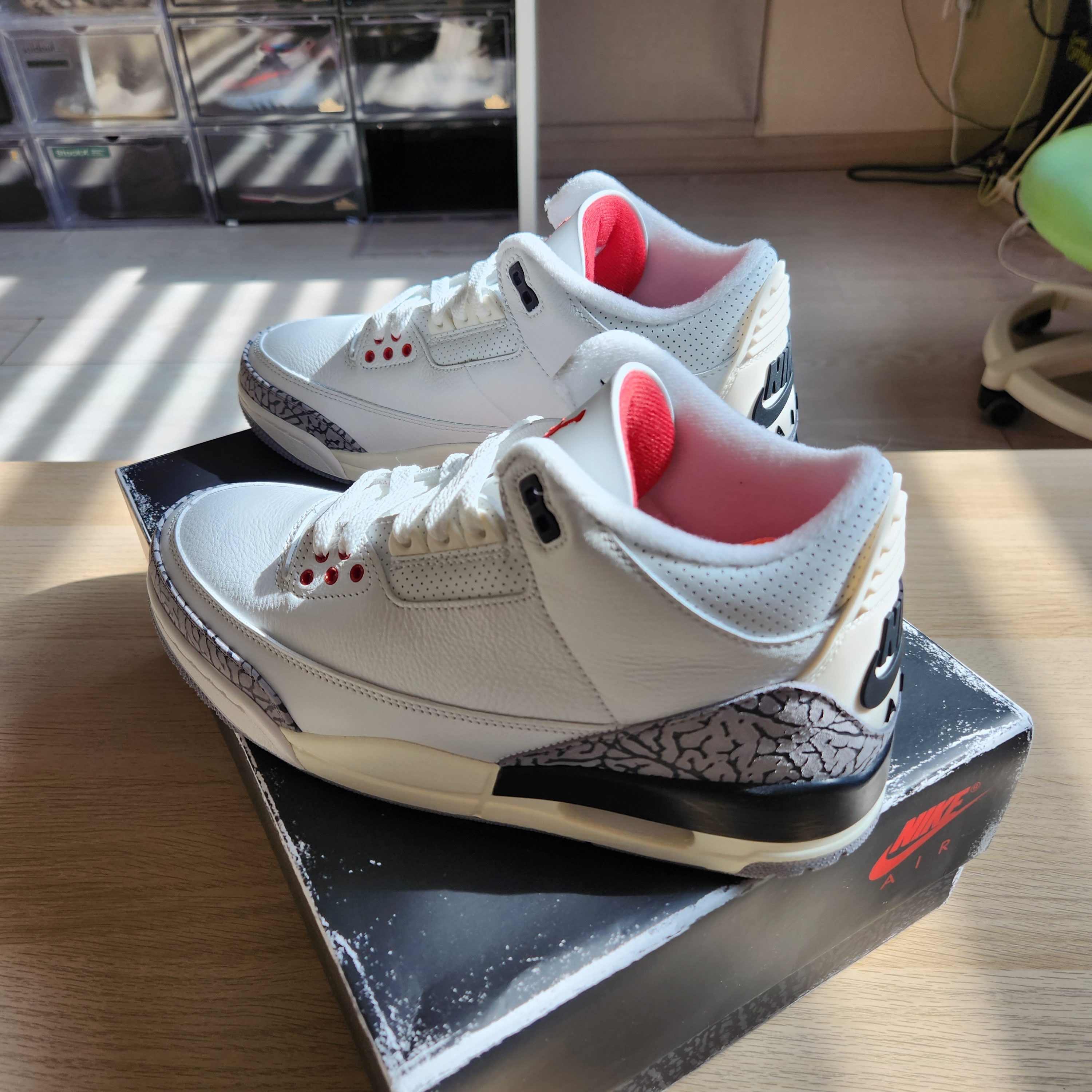 Jordan 3 Retro White Cement Reimagined 착용 스타일 - 2