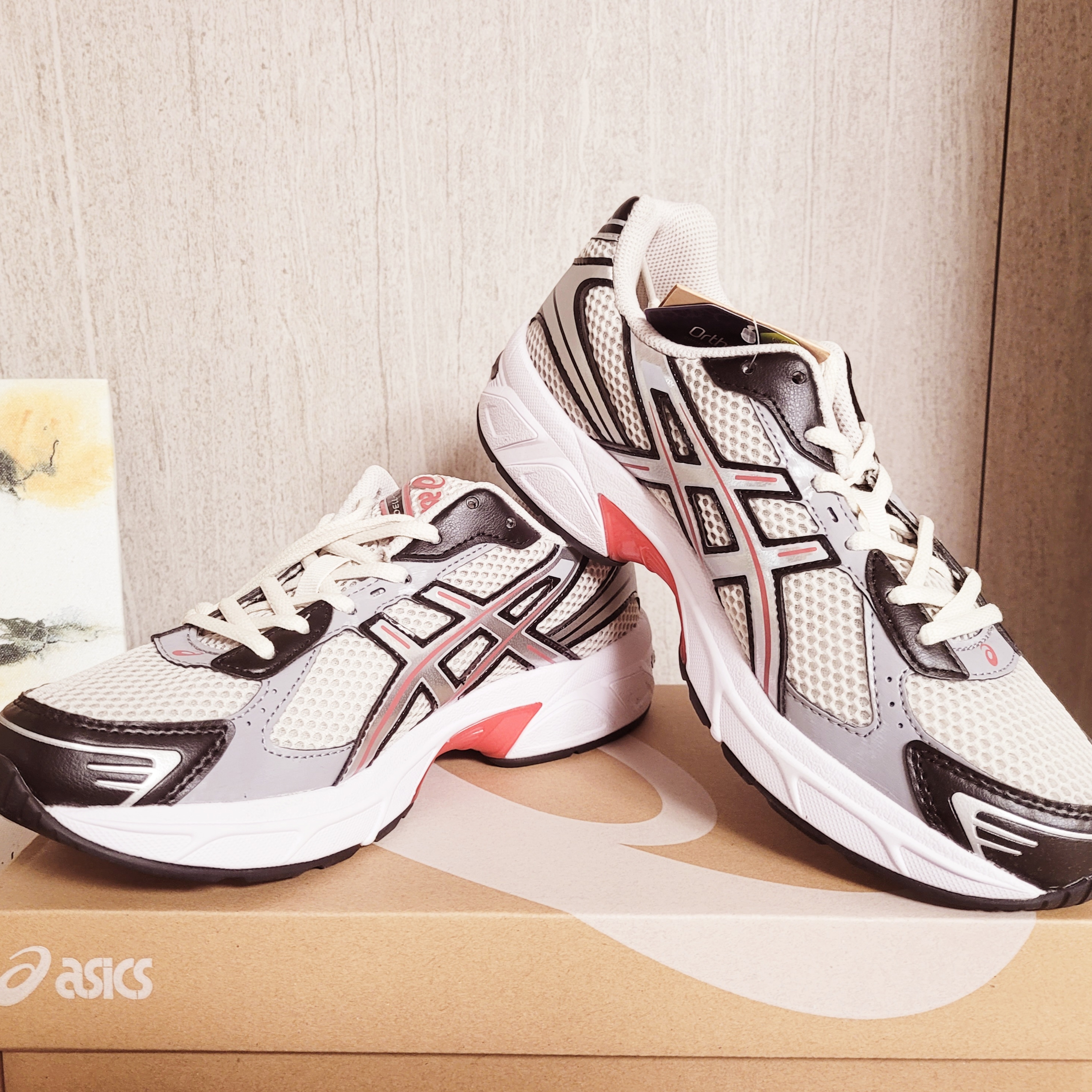 Asics Gel-1130 Smoke Grey Pure Silver 착용 스타일 - 2