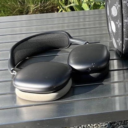 Apple AirPods Max Lightning Space Gray (Korean Ver.) 착용 스타일