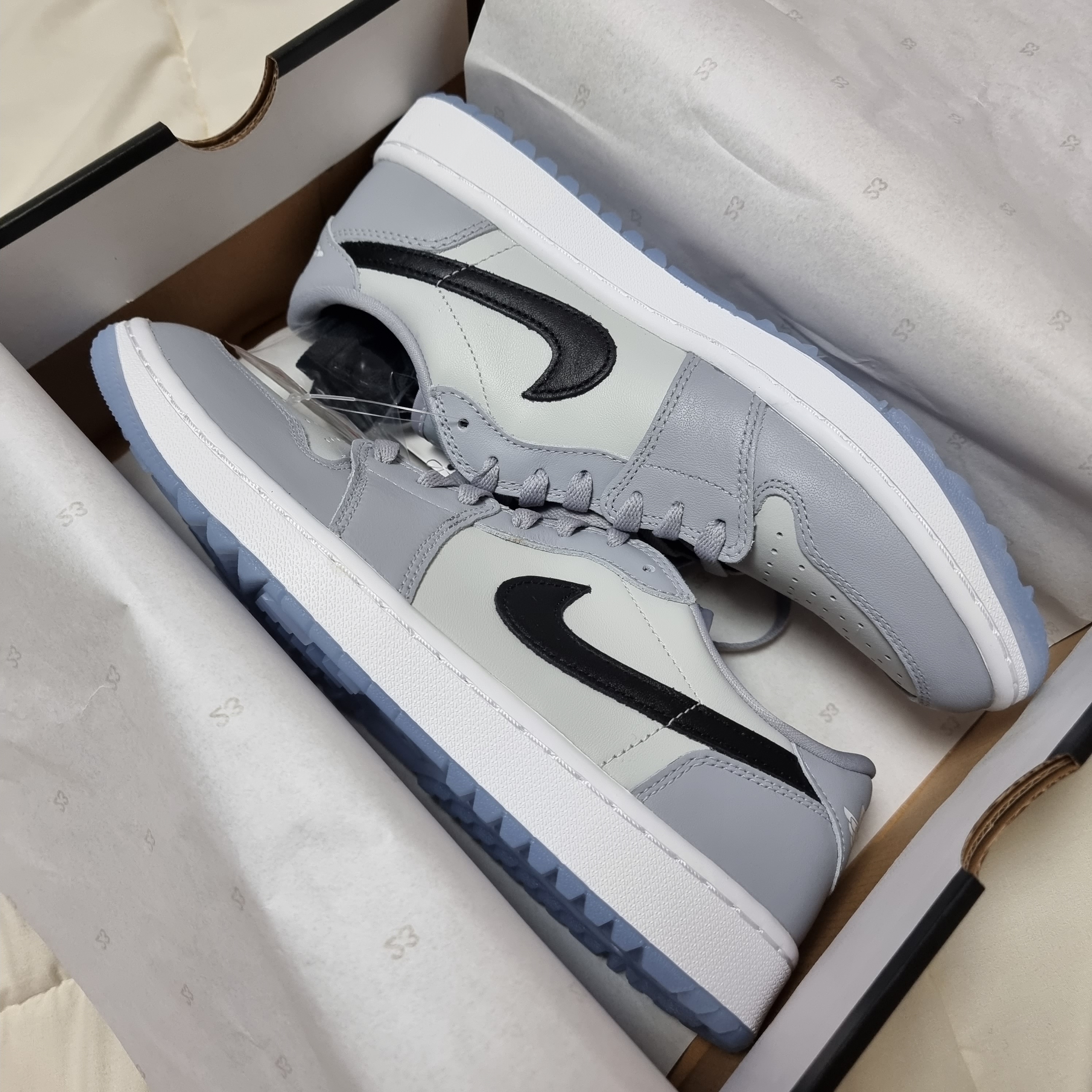 Jordan 1 Low Golf Wolf Grey, Nike Dunk Low SP Syracuse 2022 착용 스타일 - 1