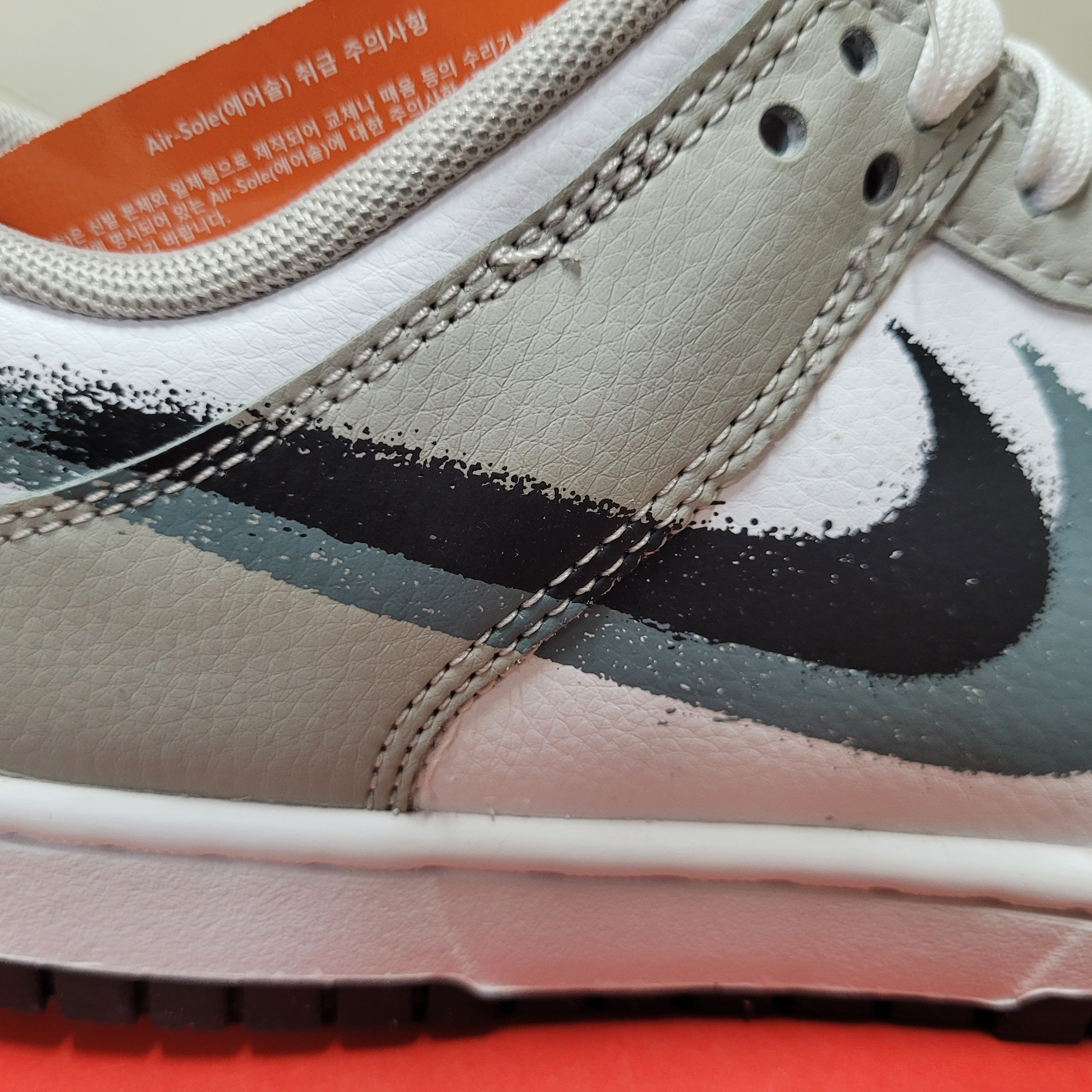 Nike Dunk Low Cool Grey White 착용 스타일 - 3