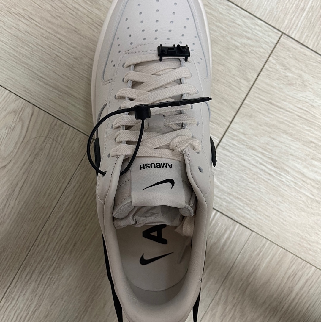 Nike x Ambush Air Force 1 Low SP Phantom 착용 스타일 - 3