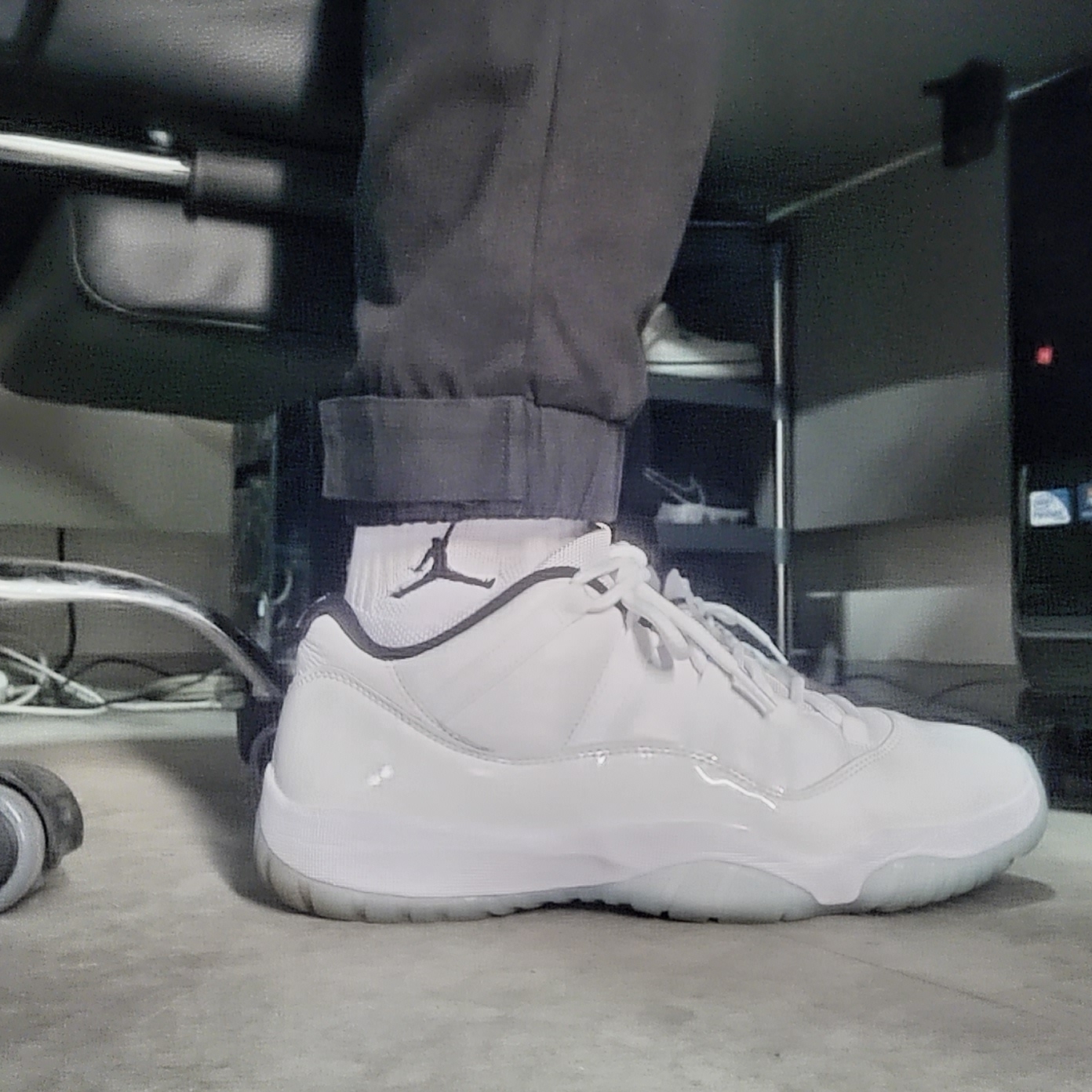 Jordan 11 Retro Low Legend Blue 착용 스타일