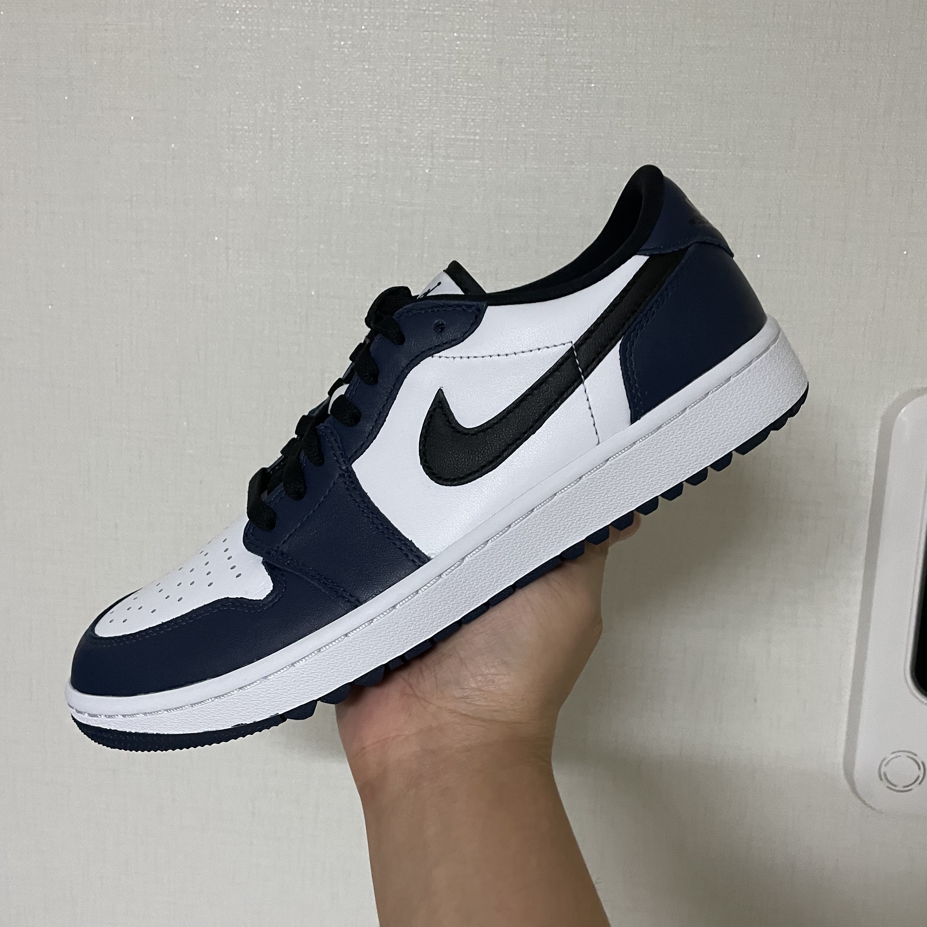 Jordan 1 Low Golf Midnight Navy 착용 스타일 - 2