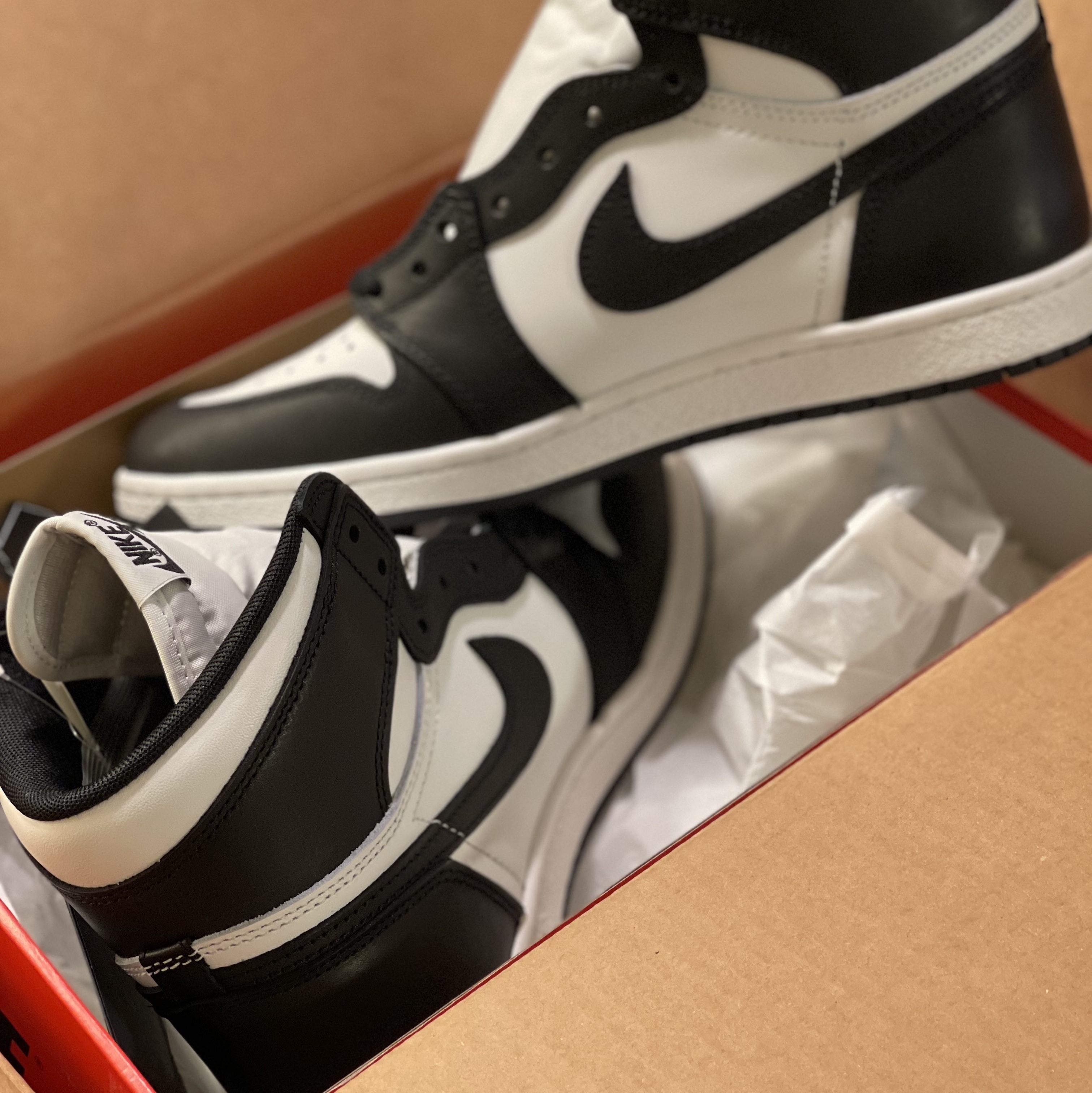 Jordan 1 High 85 Black White 착용 스타일