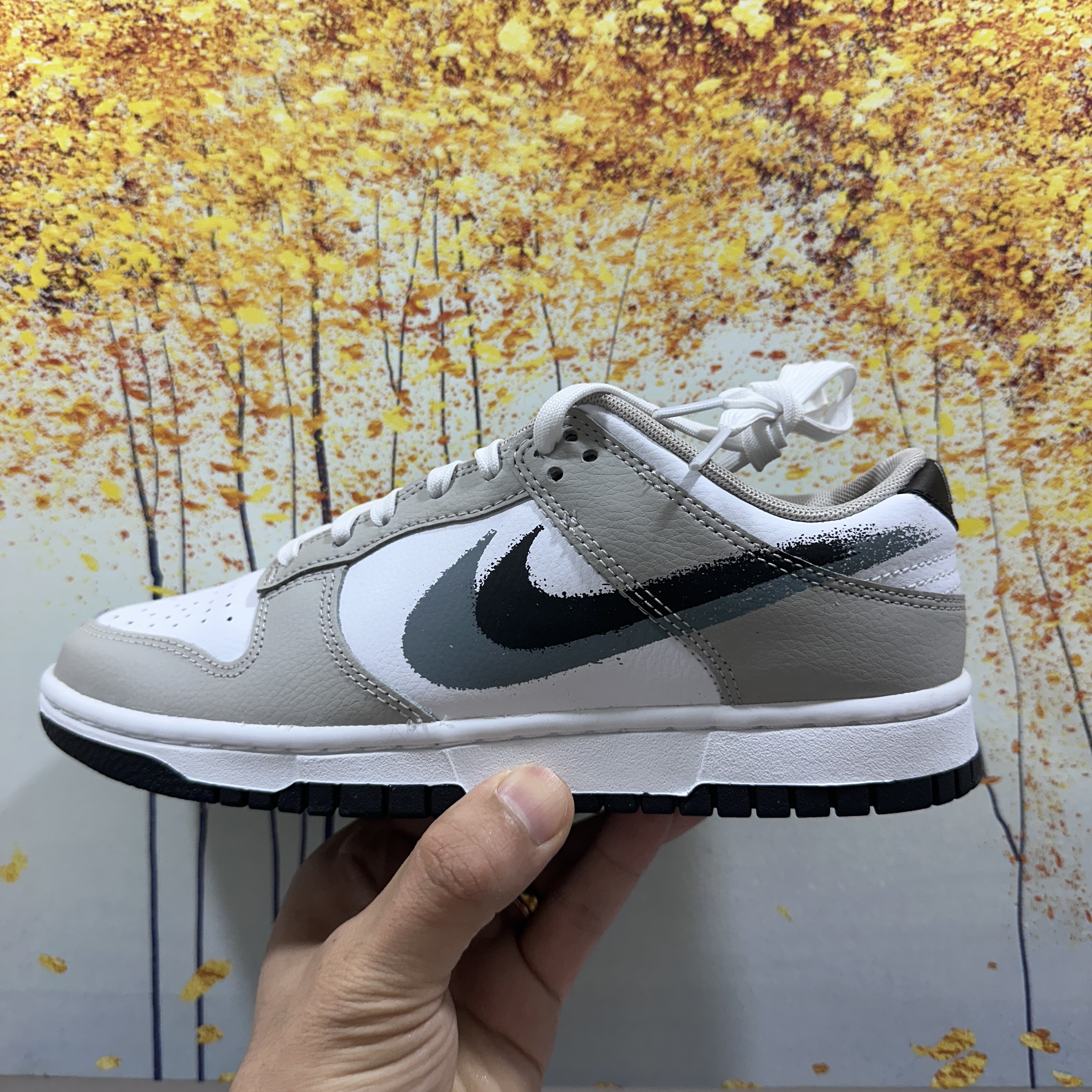Nike Dunk Low Cool Grey White 착용 스타일 - 4