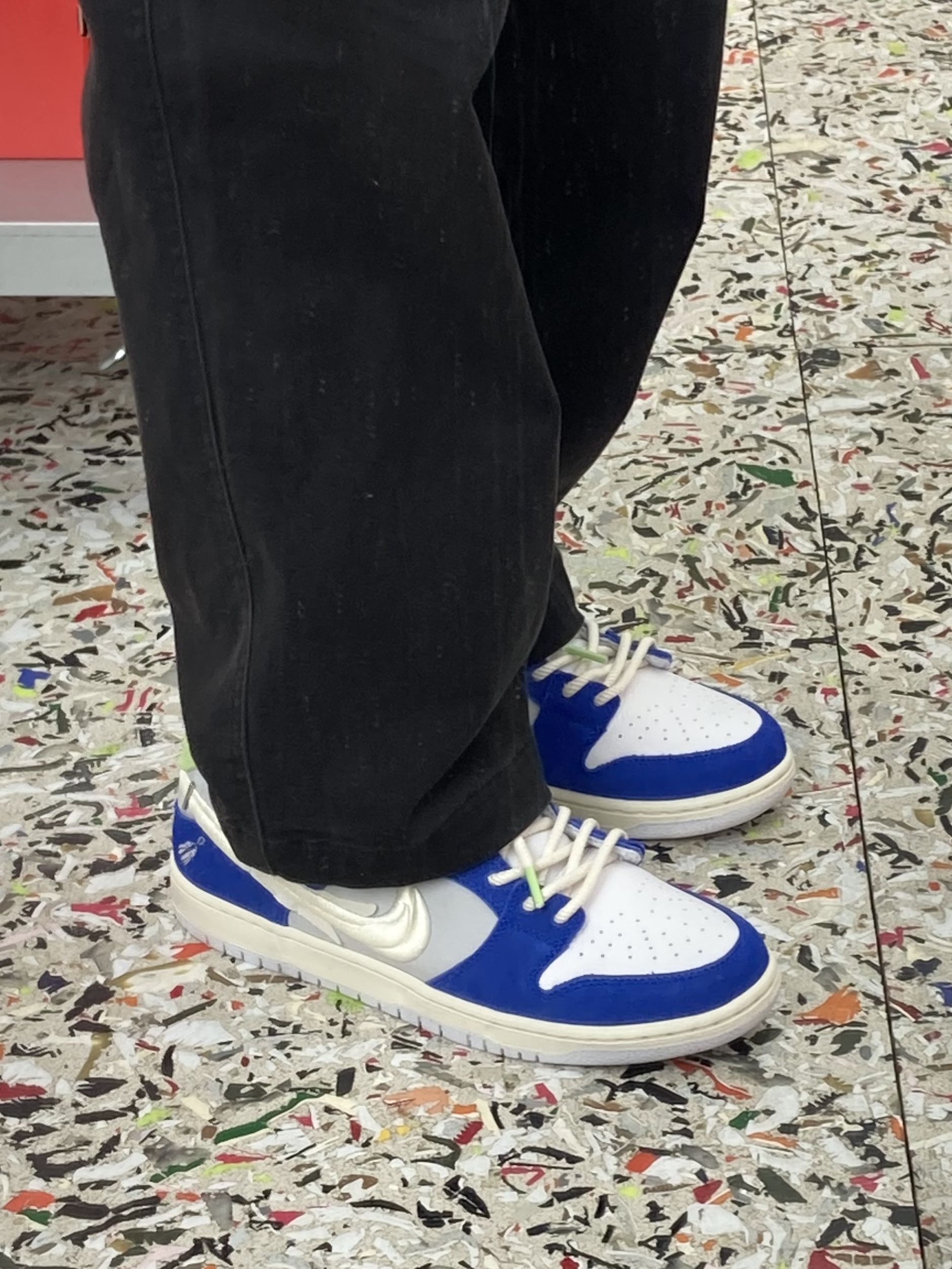 Nike x Fly Streetwear SB Dunk Low Pro Gardenia 착용 스타일 - 2