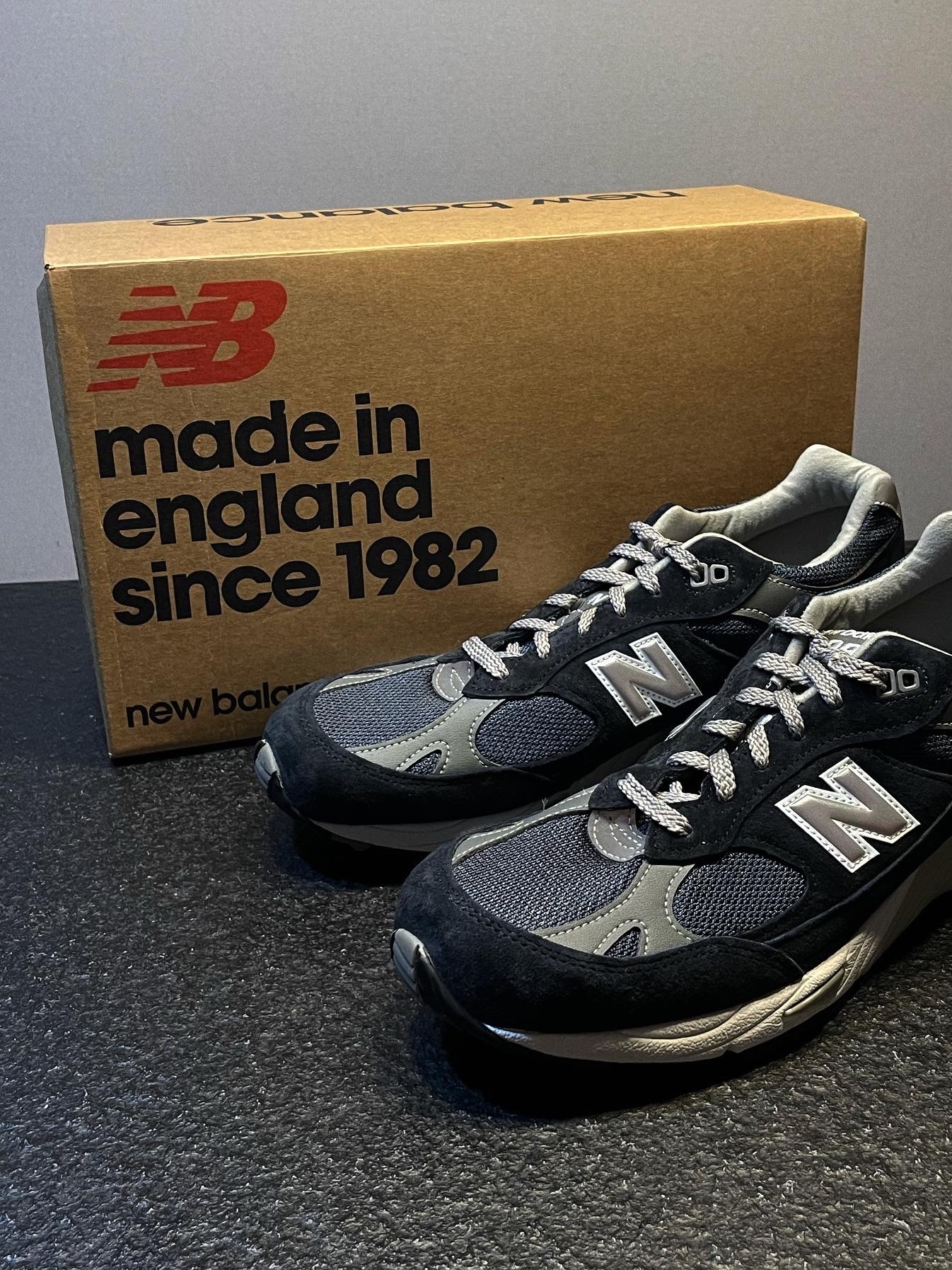 New Balance 991 Made in UK Navy 착용 스타일 - 3