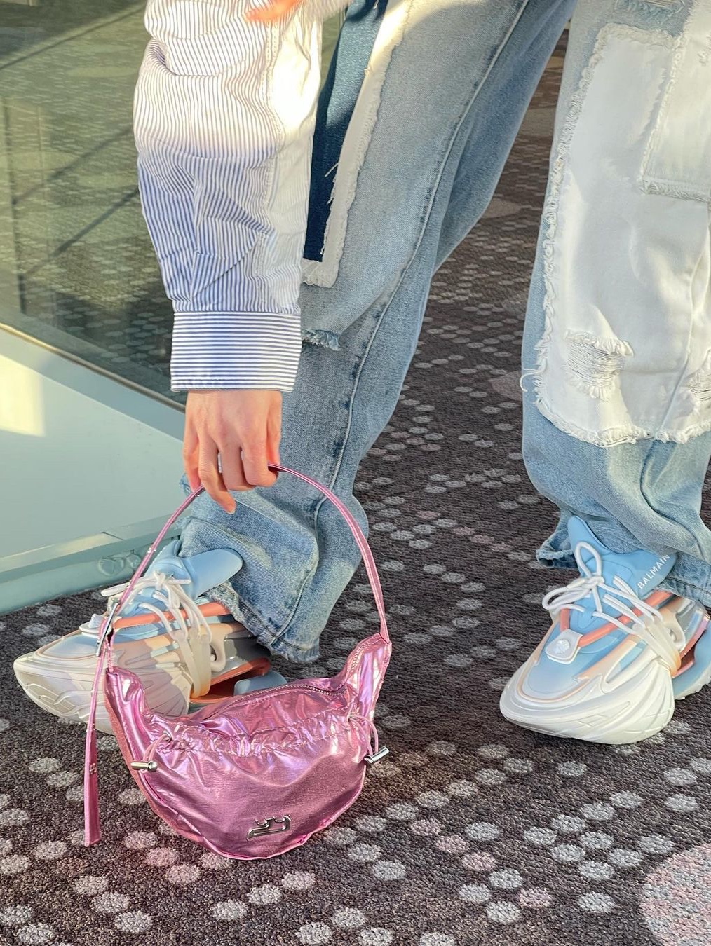 Yieyie Women Sasha Bag Angelic Pink 착용 스타일