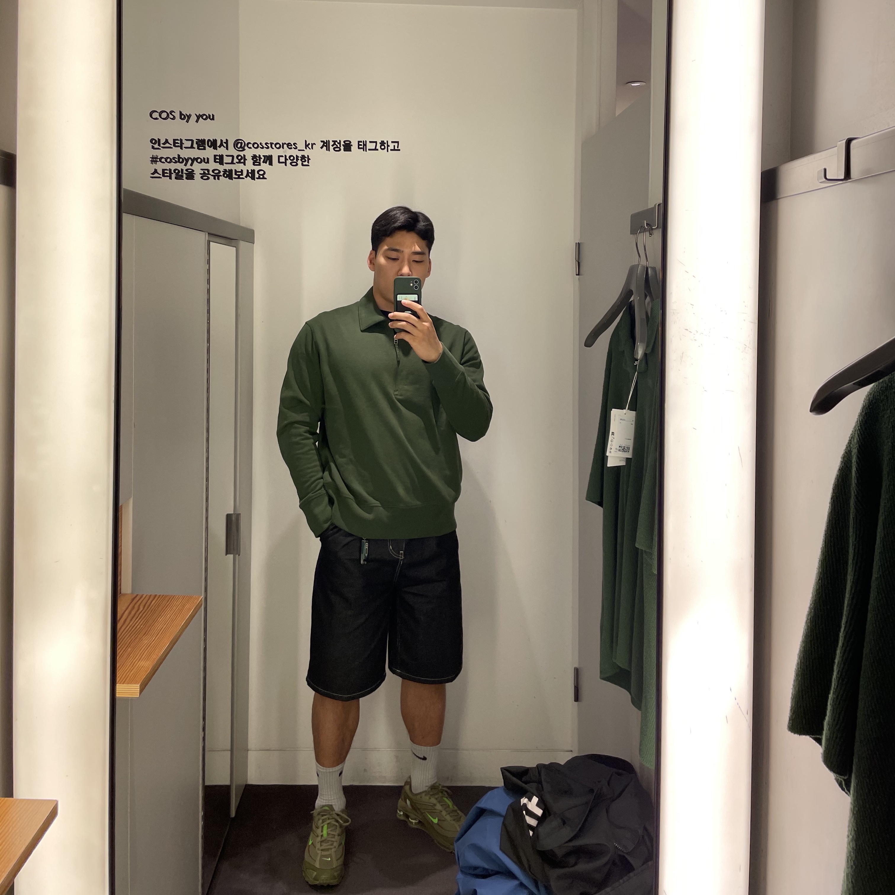 Nike x Supreme Shox Ride 2 SP Neutral Olive 착용 스타일 - 1