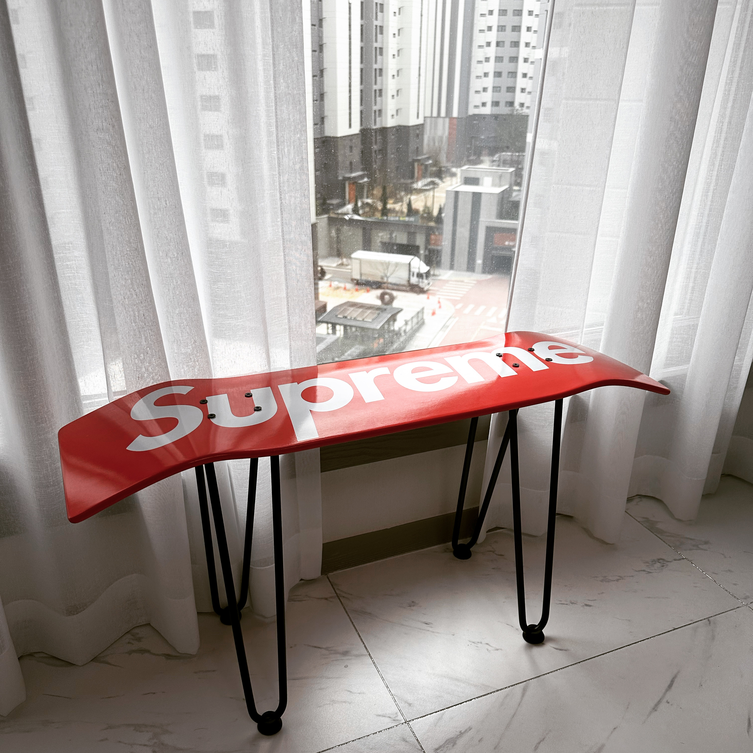 Supreme Uncut Box Logo Skateboard Deck Red - 22SS 착용 스타일