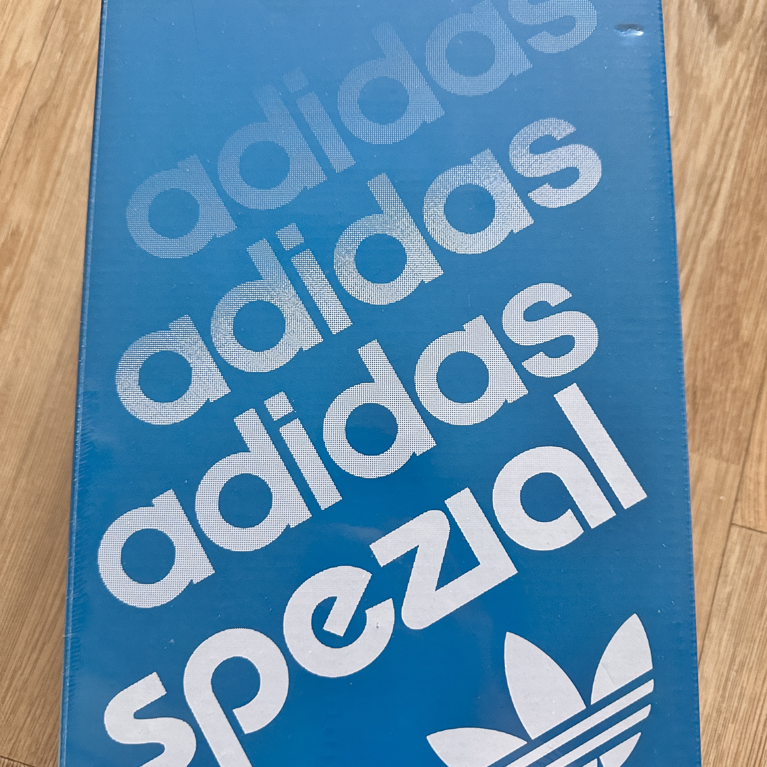 Adidas Hochelaga Spezial Cloud White 착용 스타일 - 1