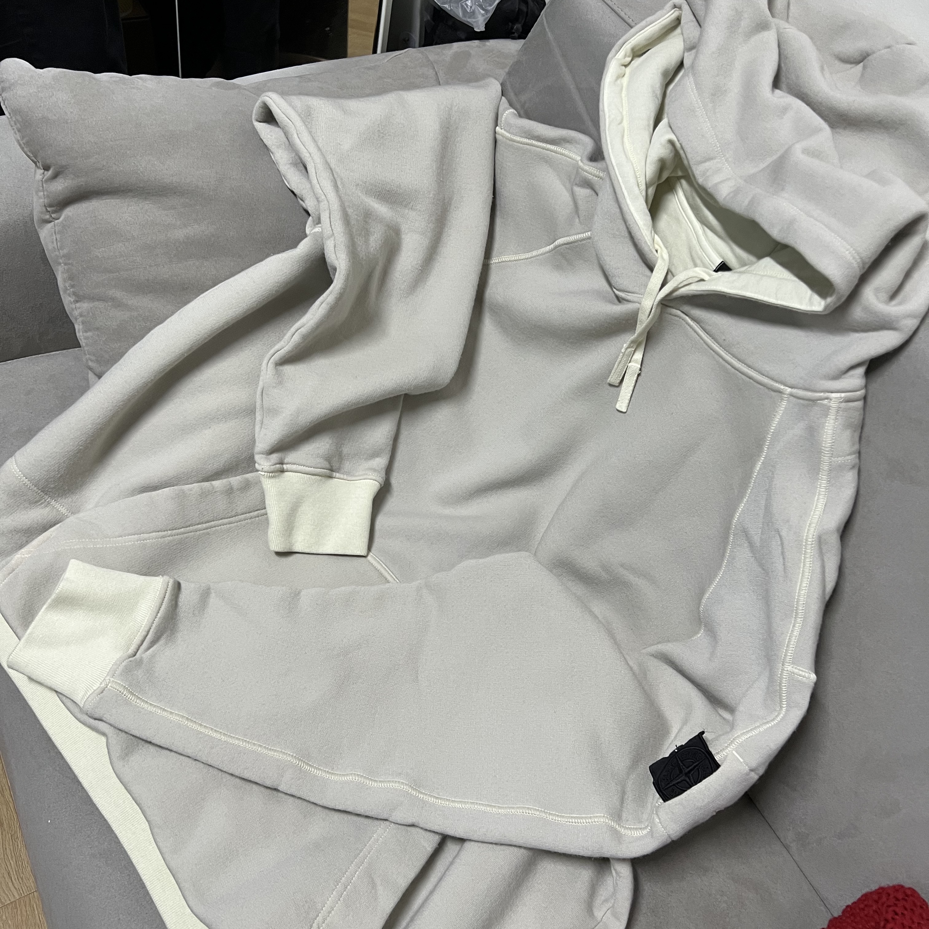 Stone Island Shadow Project 60110 Wool Cotton Fleece Hooded Sweatshirt Pearl Grey - 21FW 착용 스타일