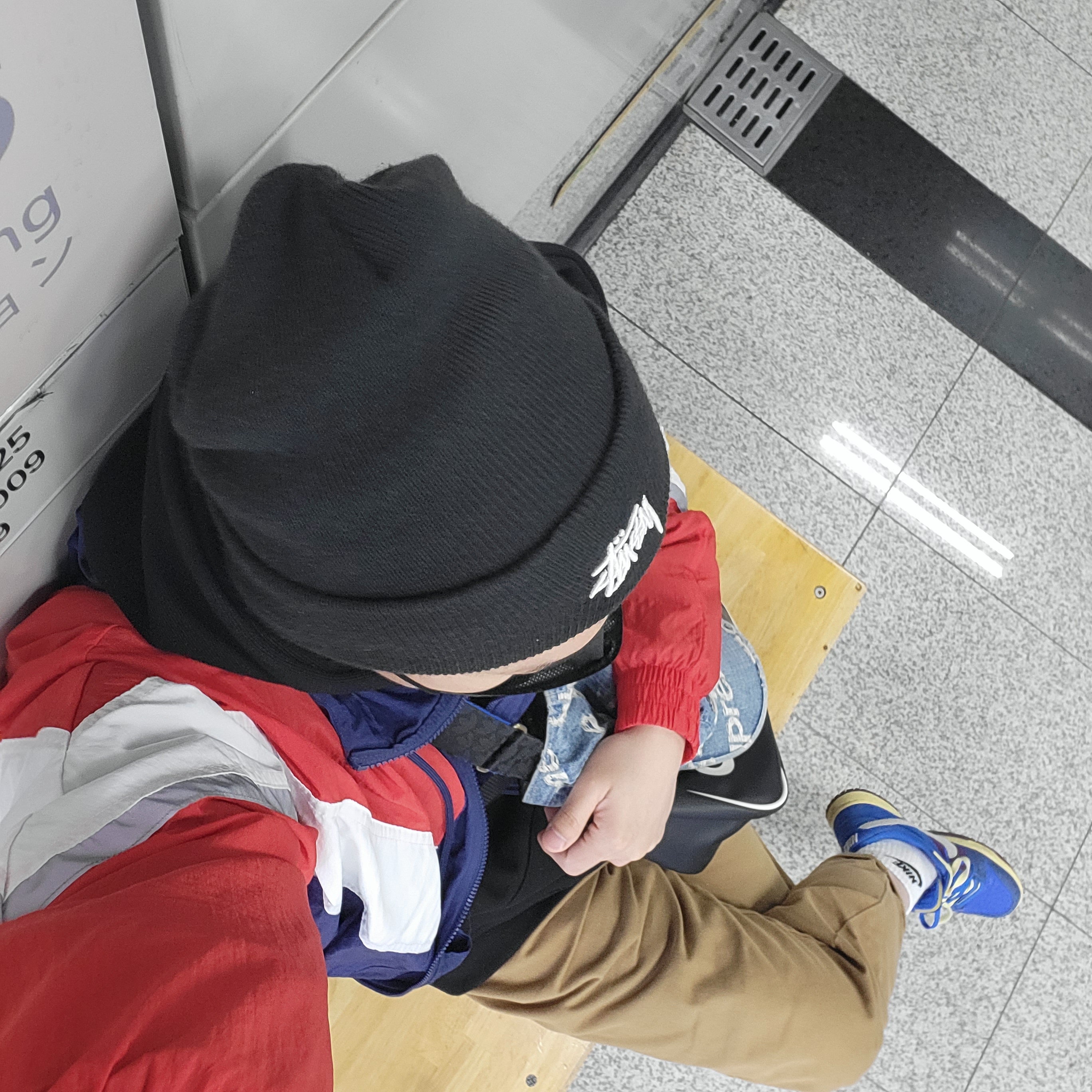 Nike x Stussy NRG Cuffed Beanie Black, Supreme Frayed Logos Denim Camp Cap Blue - 21SS 착용 스타일 - 1
