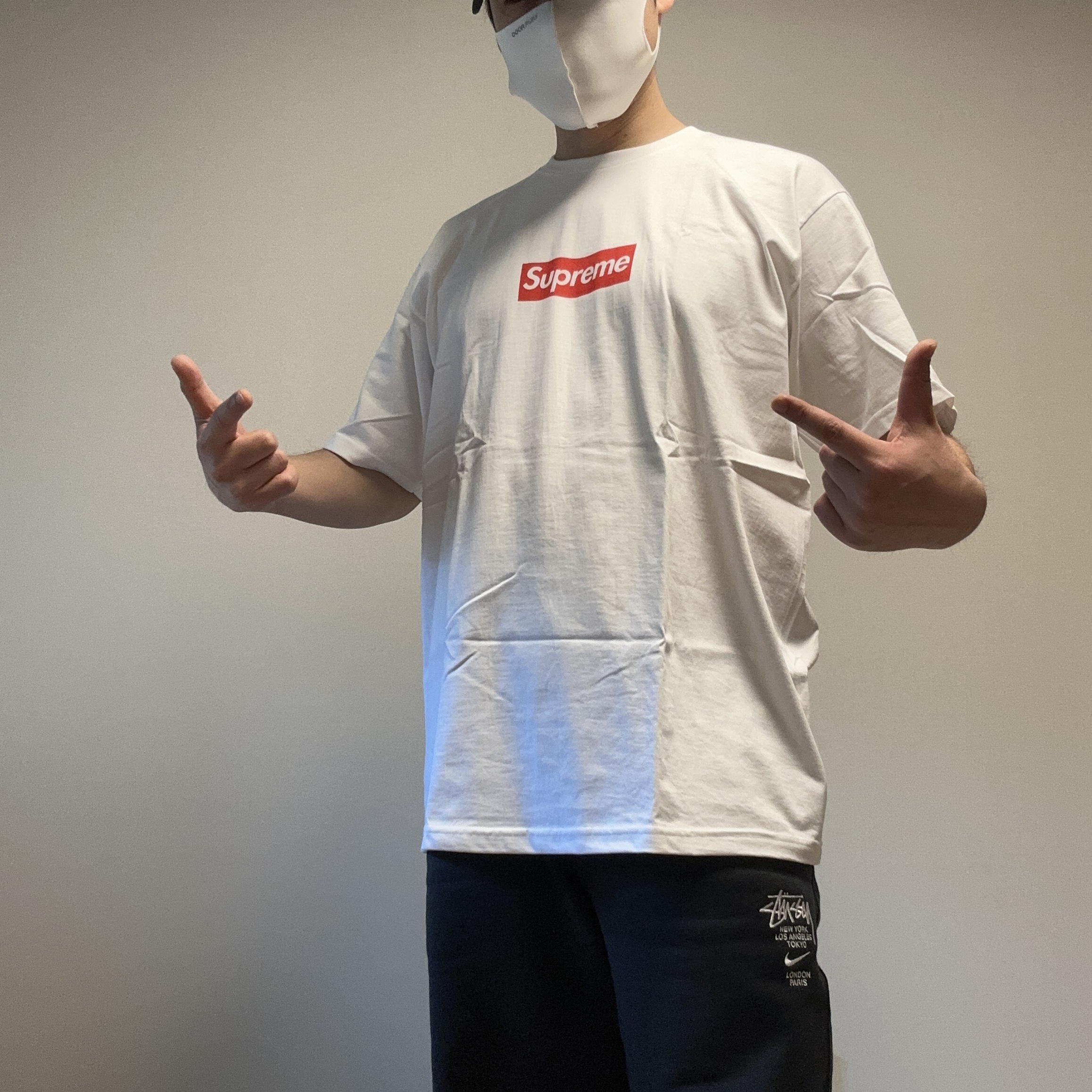 Supreme West Hollywood Box Logo T-Shirt White - 23SS 착용 스타일 - 1