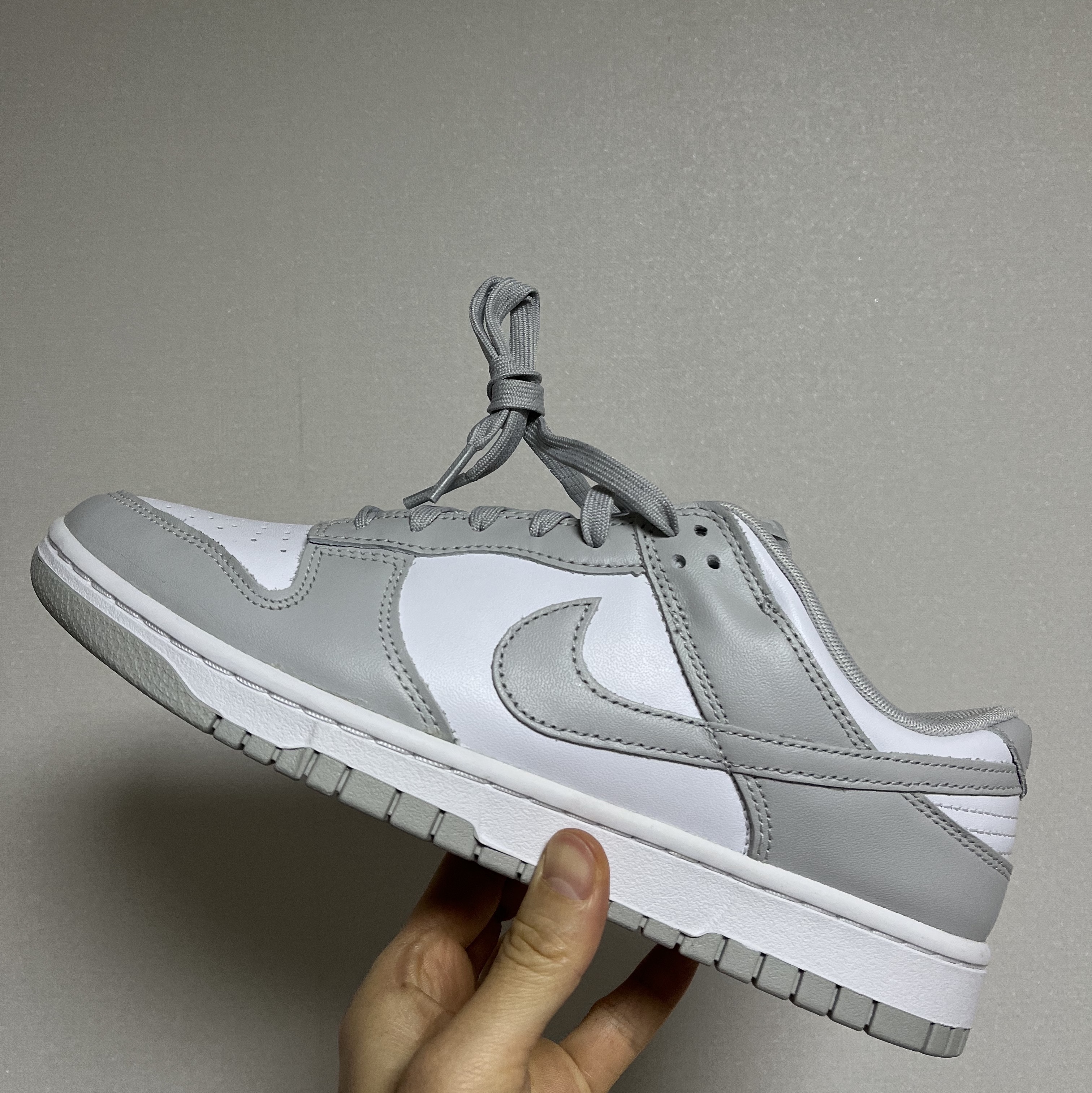 Nike Dunk Low Retro Grey Fog 착용 스타일
