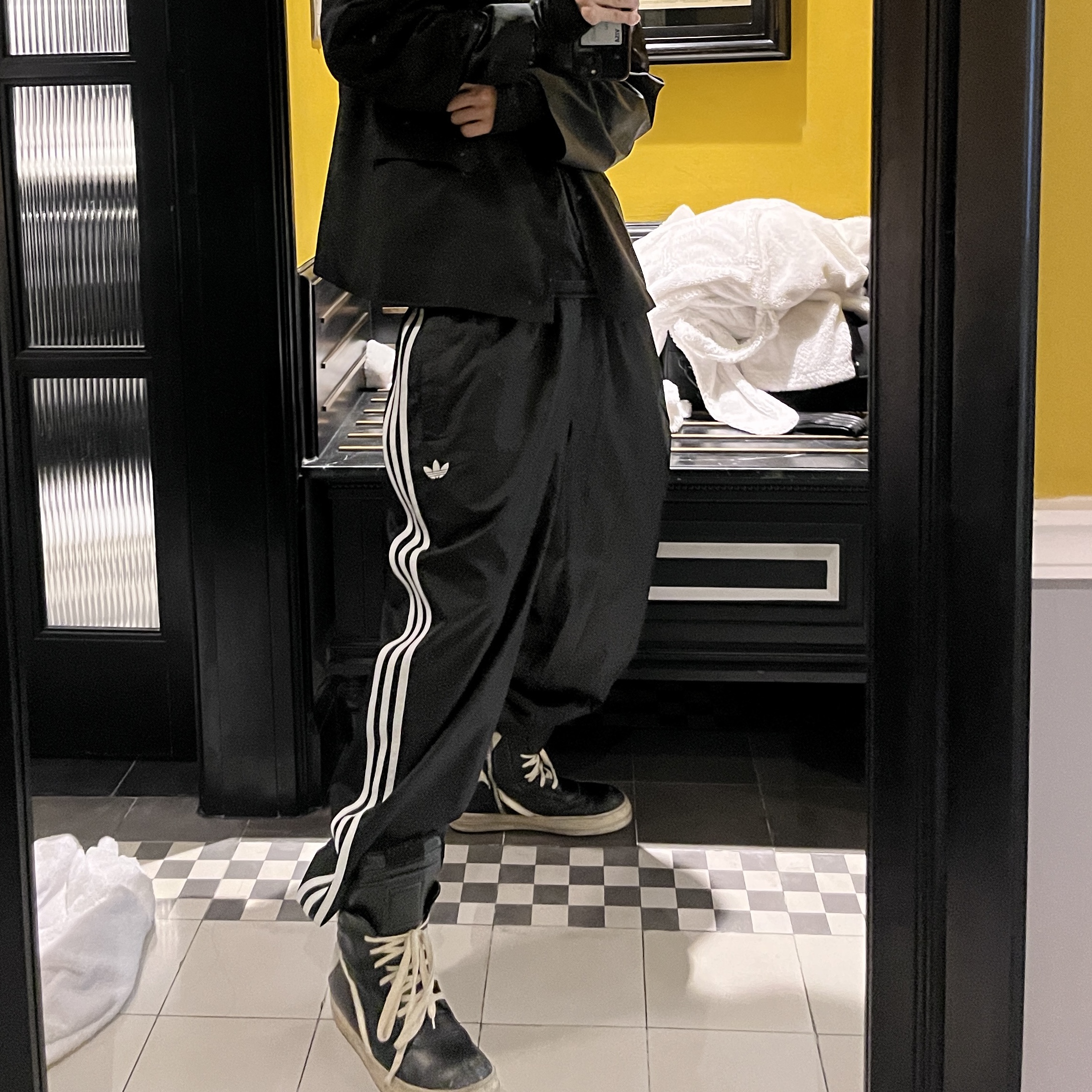 Rick Owens Geobasket Full Grain Calf Leather Strobe Sneakers Black Milk White 착용 스타일