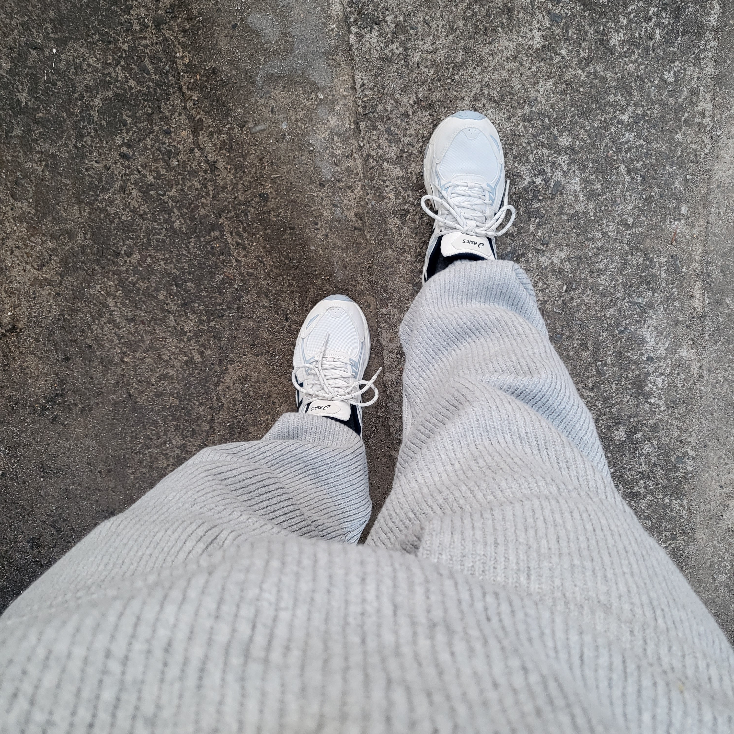 Asics Gel-Venture 6 SPS Birch French Blue 착용 스타일