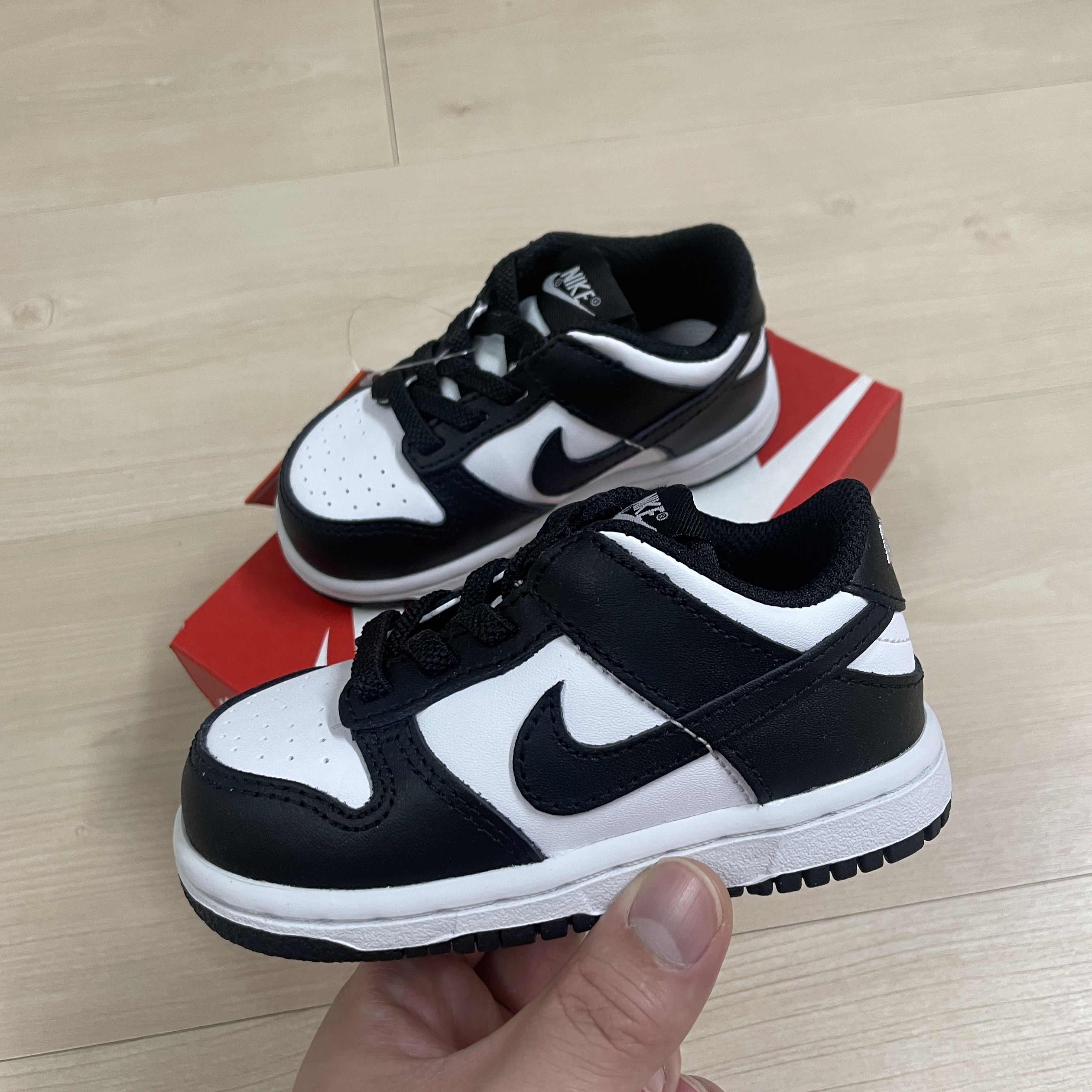 (TD) Nike Dunk Low Black 착용 스타일 - 1