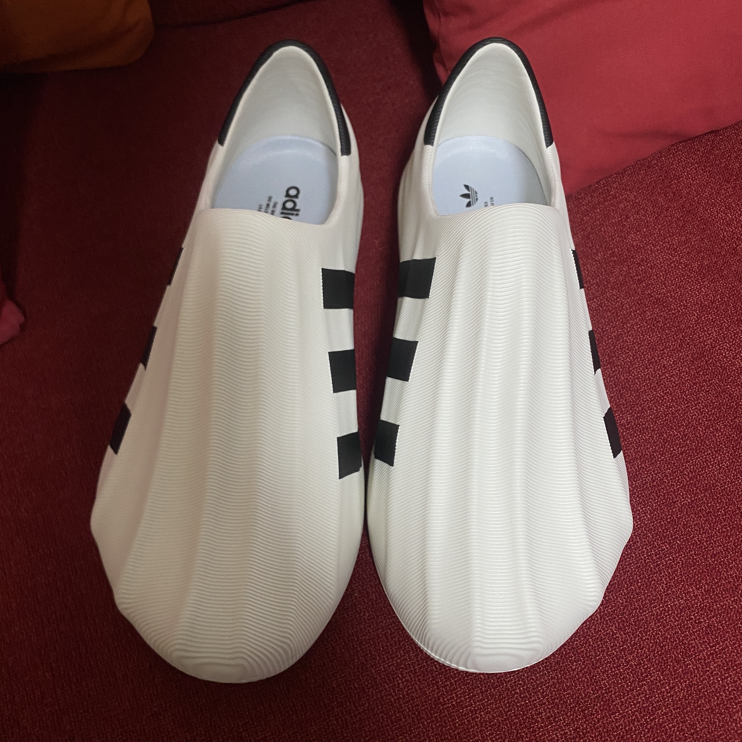 Adidas Adifom Superstar Core White 착용 스타일 - 2
