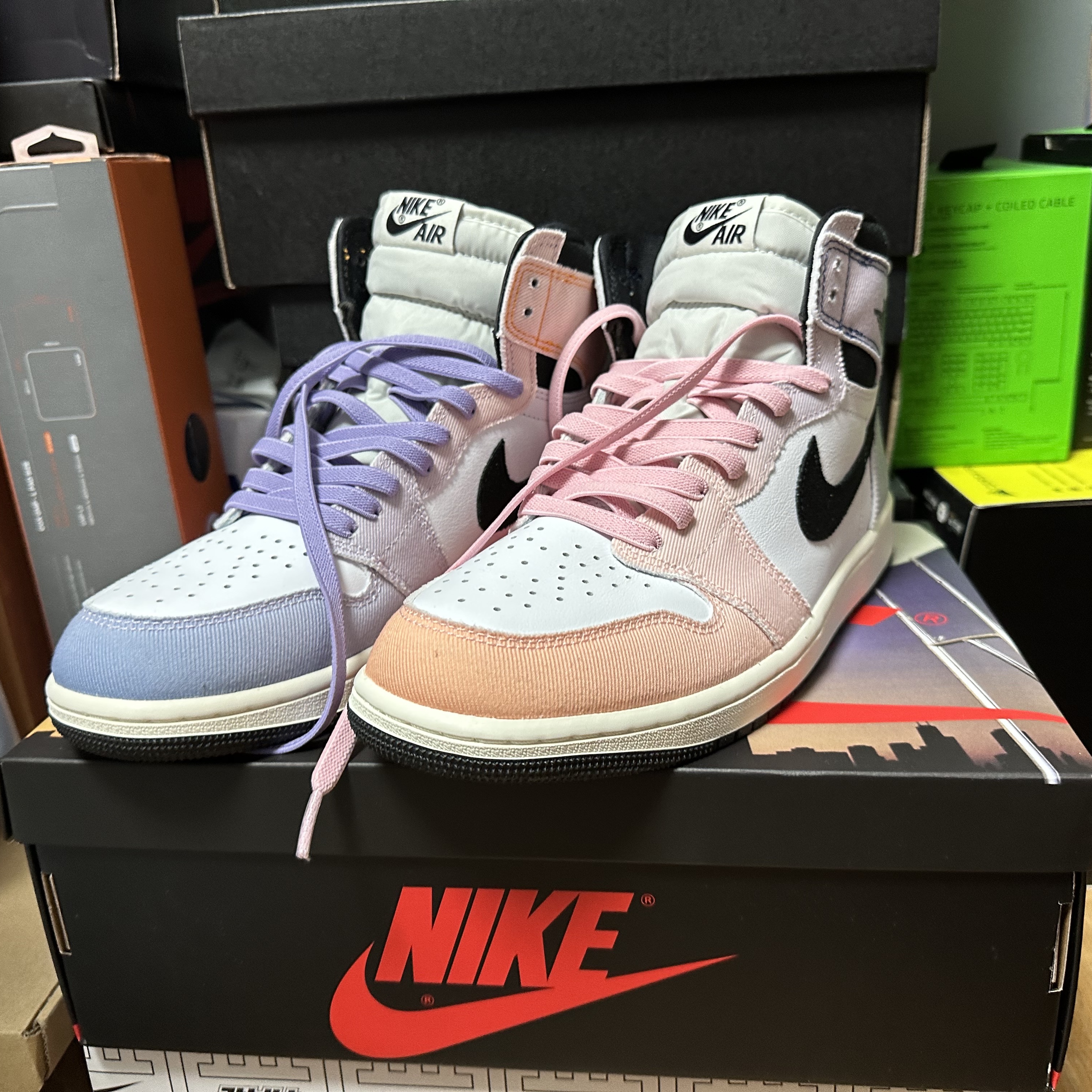 Jordan 1 Retro High OG Multi Color 착용 스타일