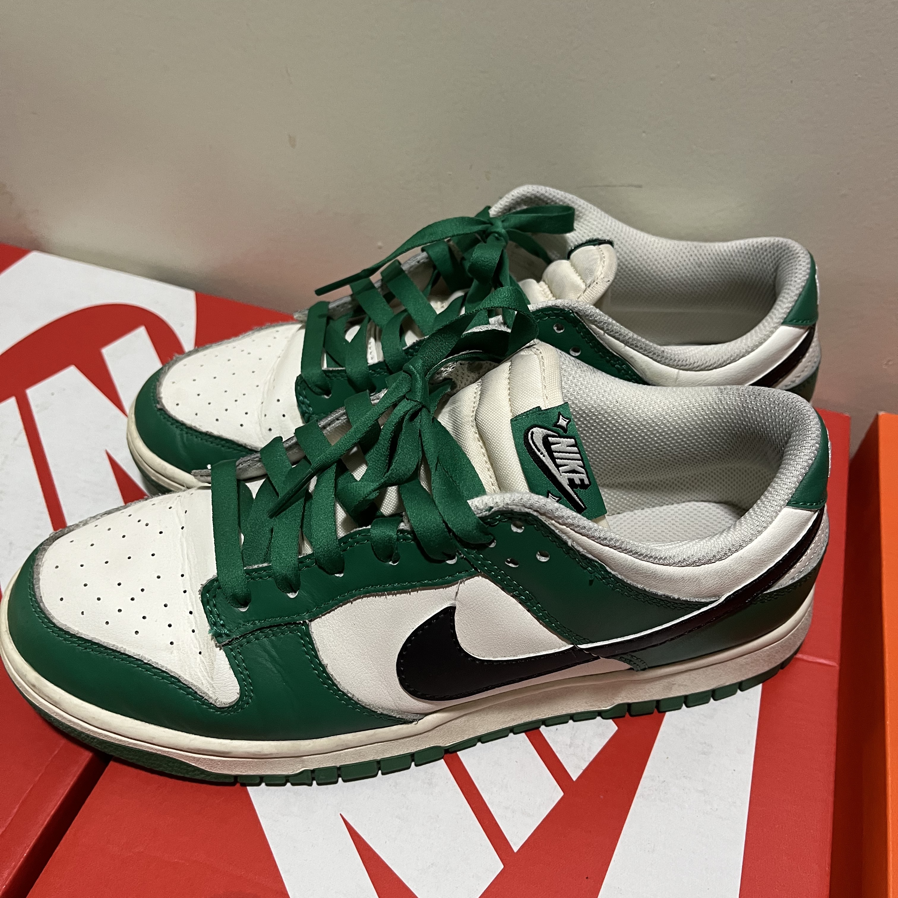 Nike Dunk Low Retro SE Jackpot Malachite 착용 스타일