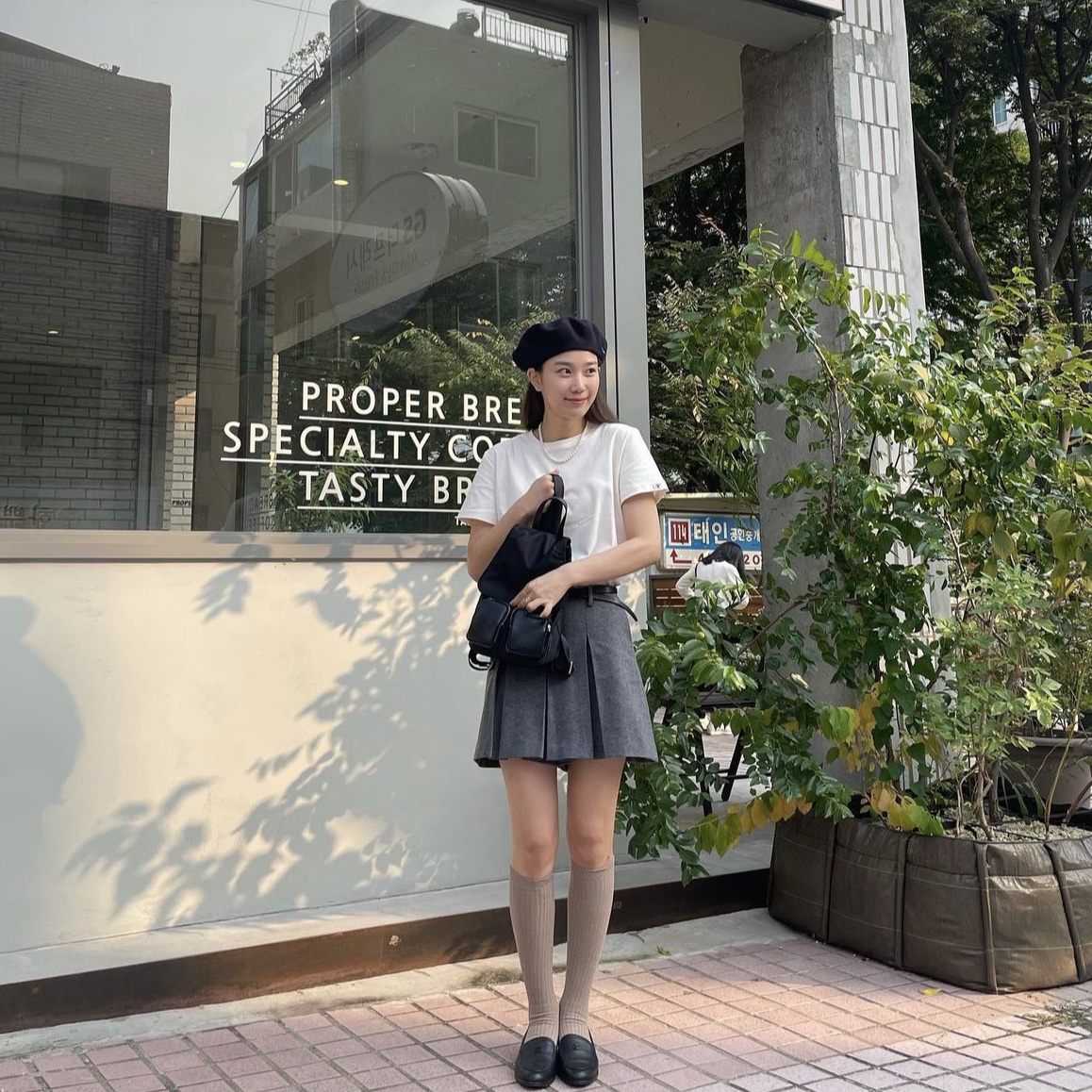 Minitmute Clo Backpack Black 착용 스타일 - 1