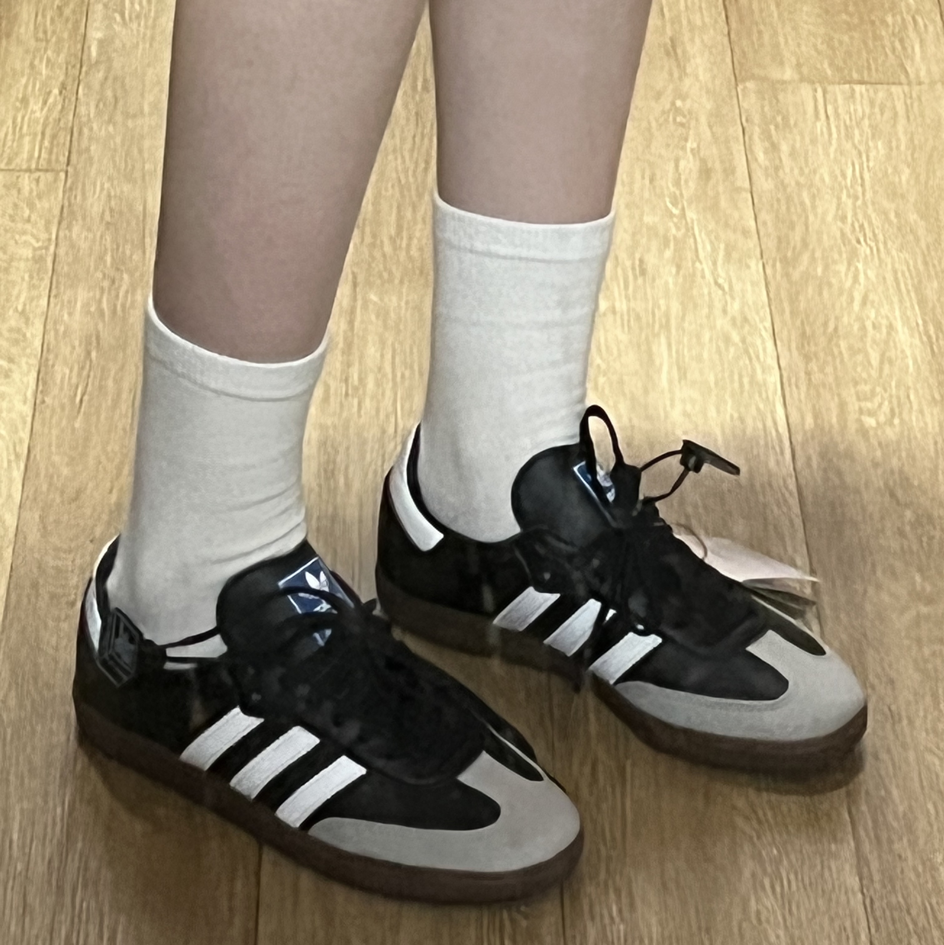 Adidas Samba Vegan Black White 착용 스타일 - 3