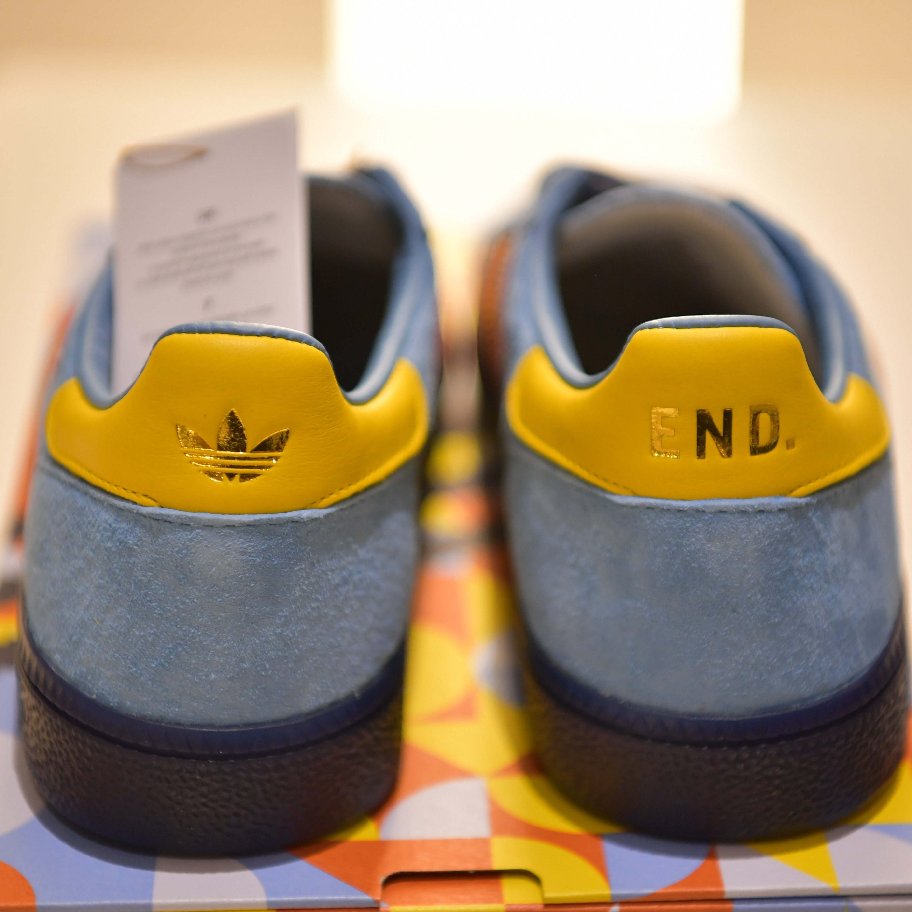 Adidas x END. Spezial Handball Blue, Adidas x END. Bermuda Team Yellow 착용 스타일 - 5