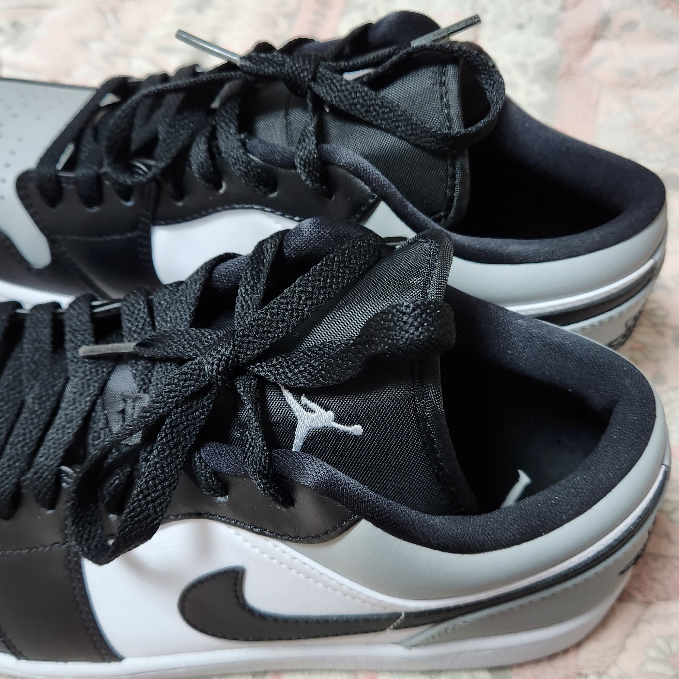 Jordan 1 Low Light Smoke Grey Black 착용 스타일