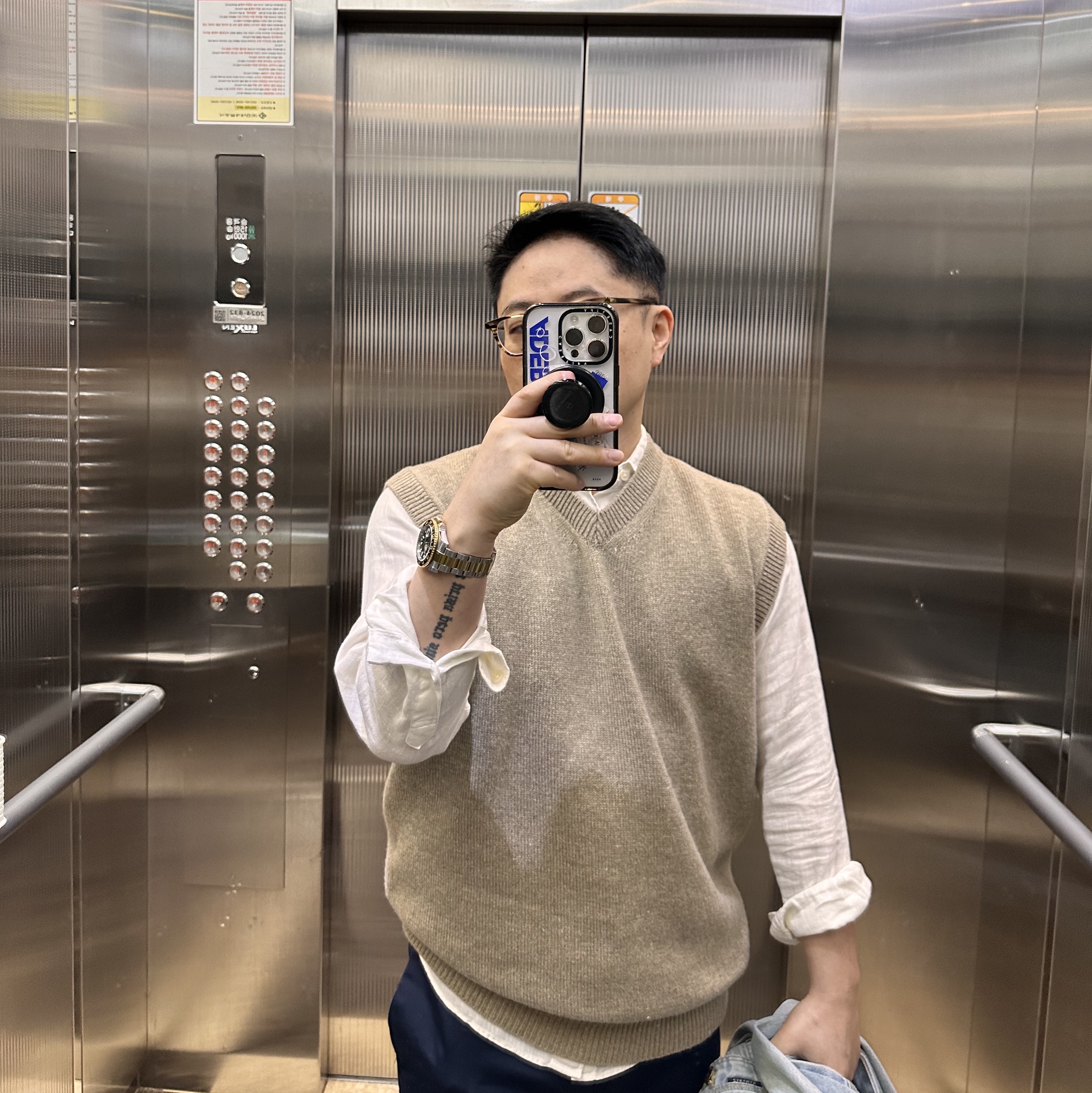 Apple iPhone 14 Pro 256GB Silver (Korean Ver.) 착용 스타일