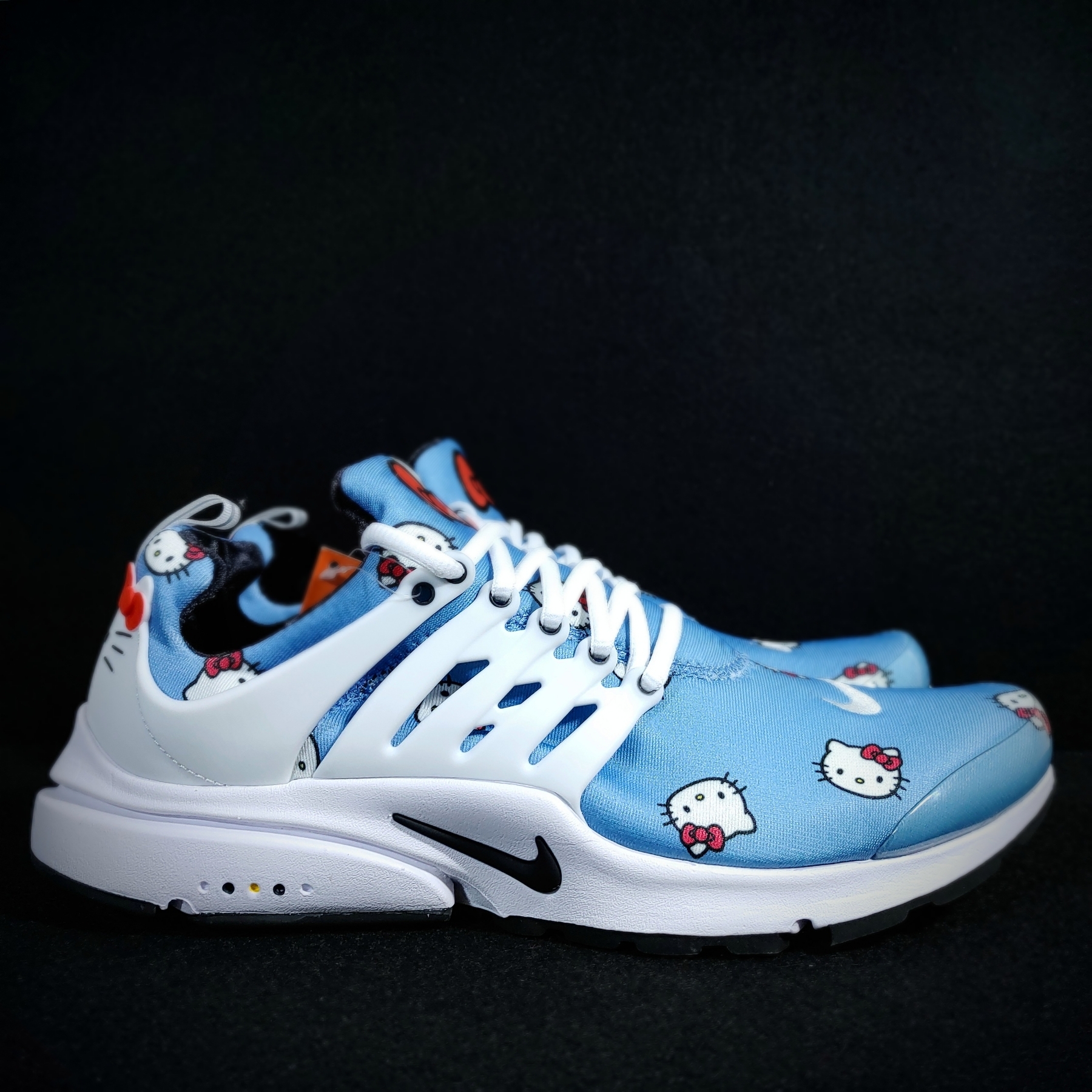 Nike x Hello Kitty Air Presto University Blue 착용 스타일 - 4