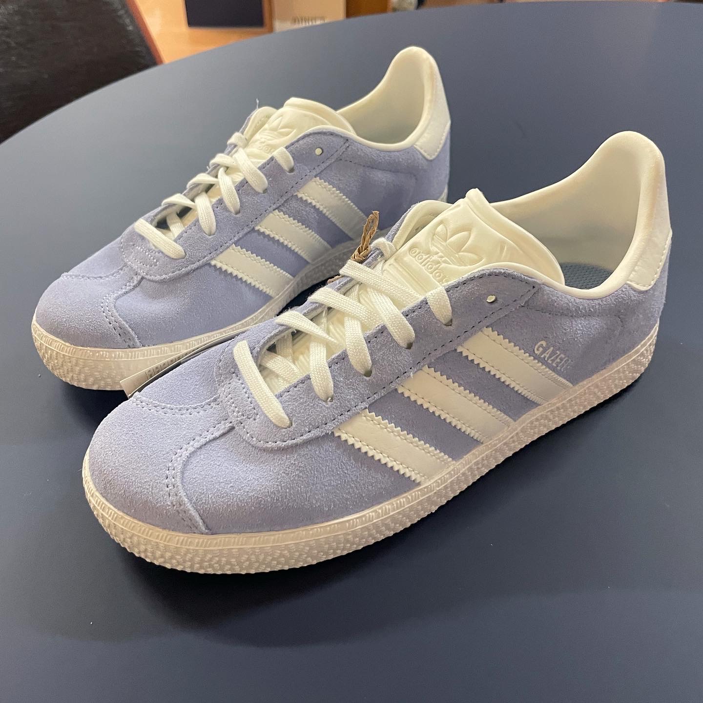 (J) Adidas Gazelle Blue Dawn 착용 스타일