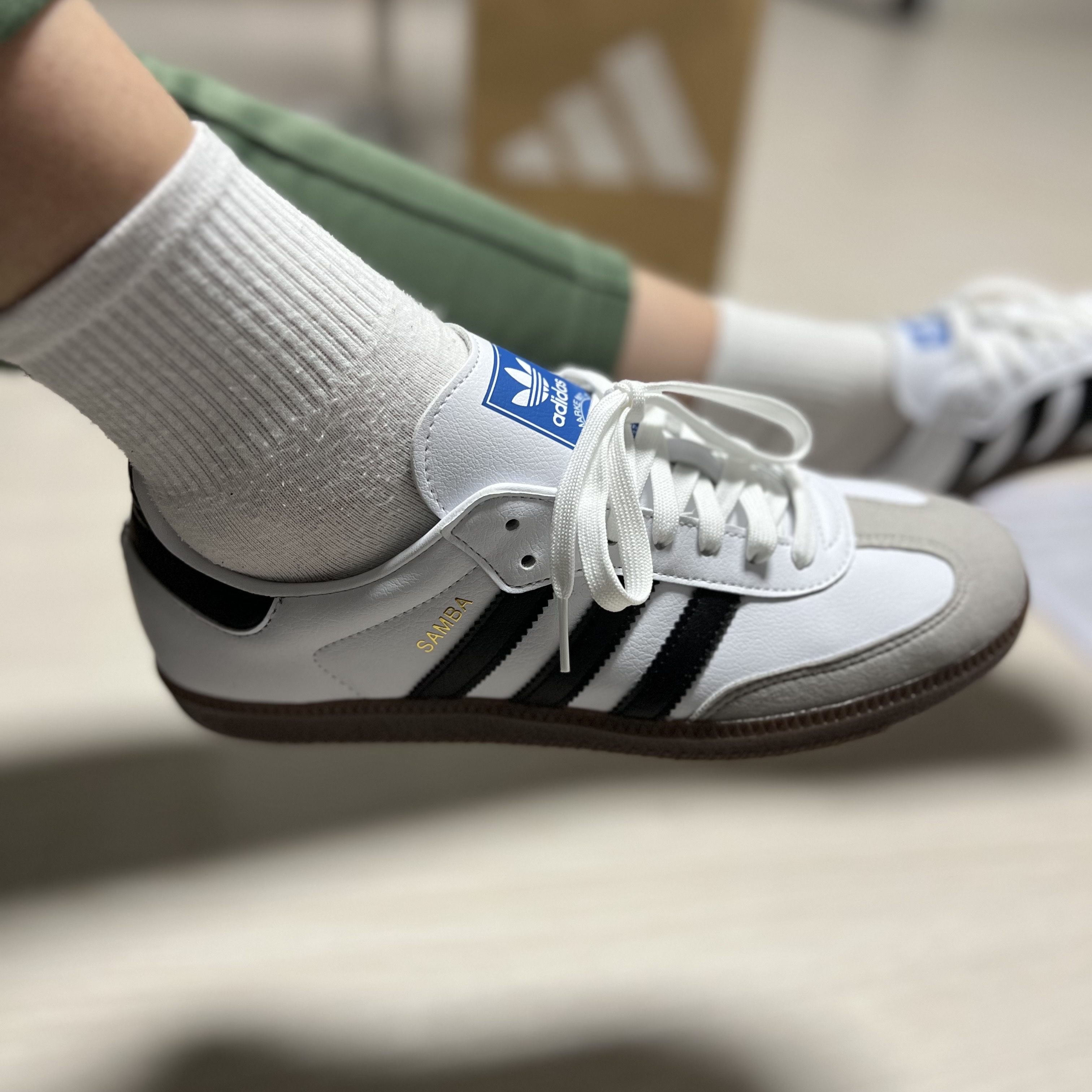 Adidas Samba Vegan White Black 착용 스타일