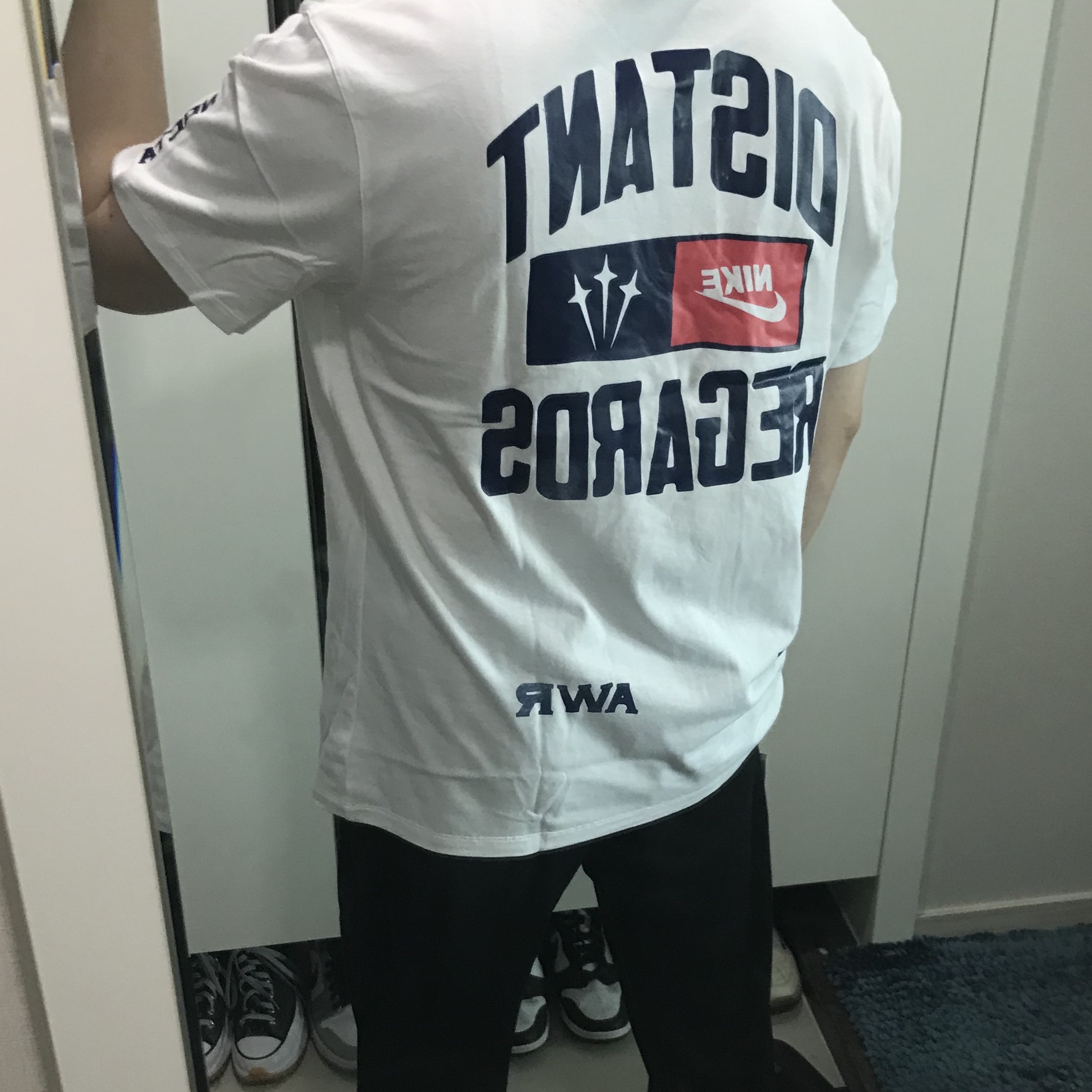 Nike x Drake Nocta x Cactus Plant Flea Market Souvenir Cactus T-Shirt White (DR2630-100) 착용 스타일