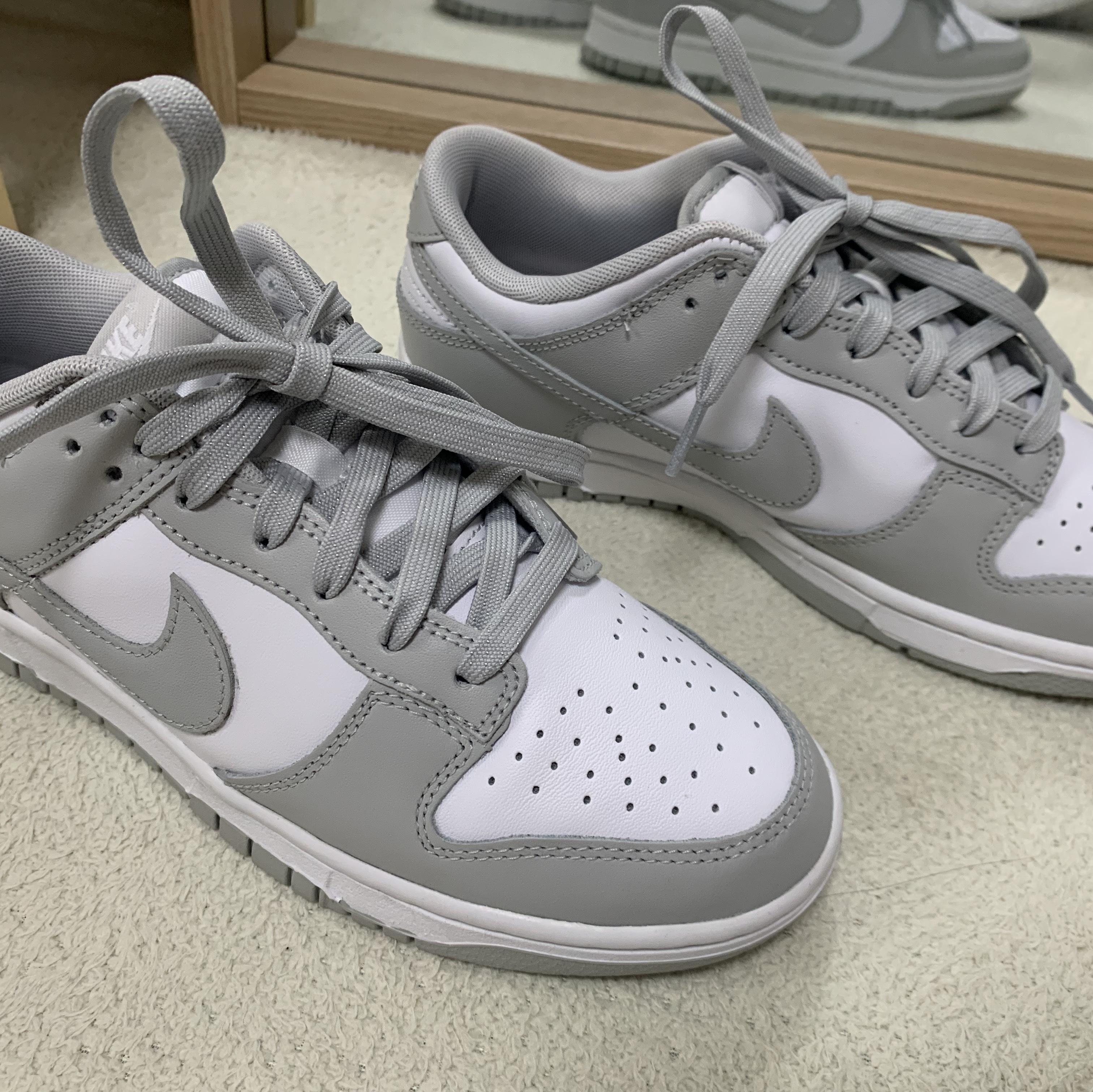 Nike Dunk Low Retro Grey Fog 착용 스타일