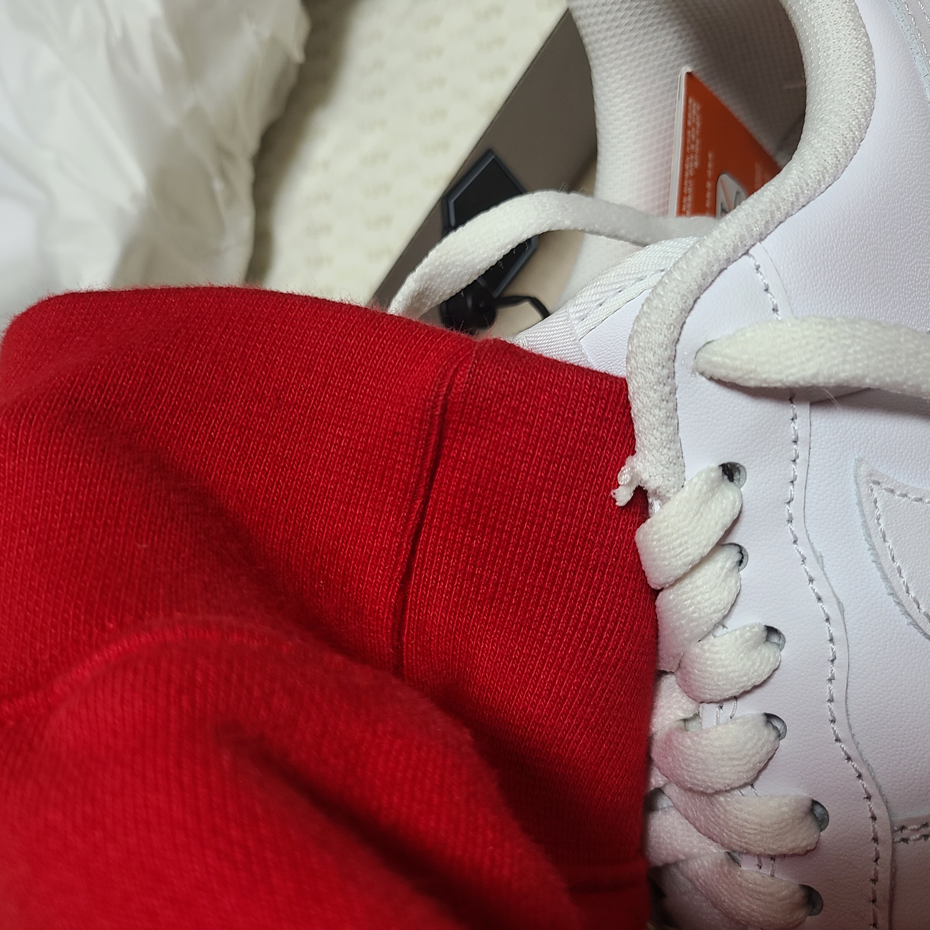 Nike Air Force 1 '07 Low White 착용 스타일 - 3
