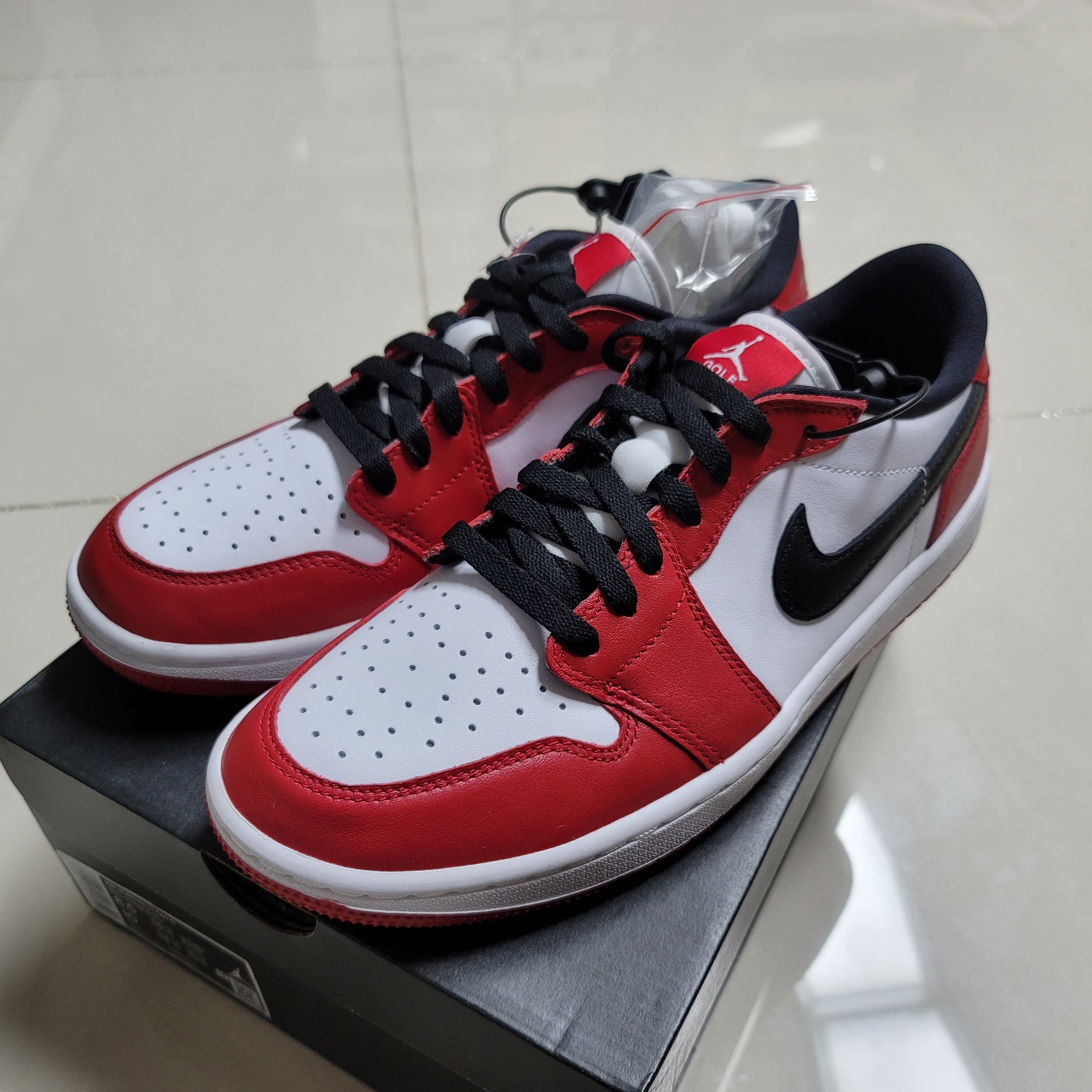 Jordan 1 Low Golf Chicago 착용 스타일 - 1