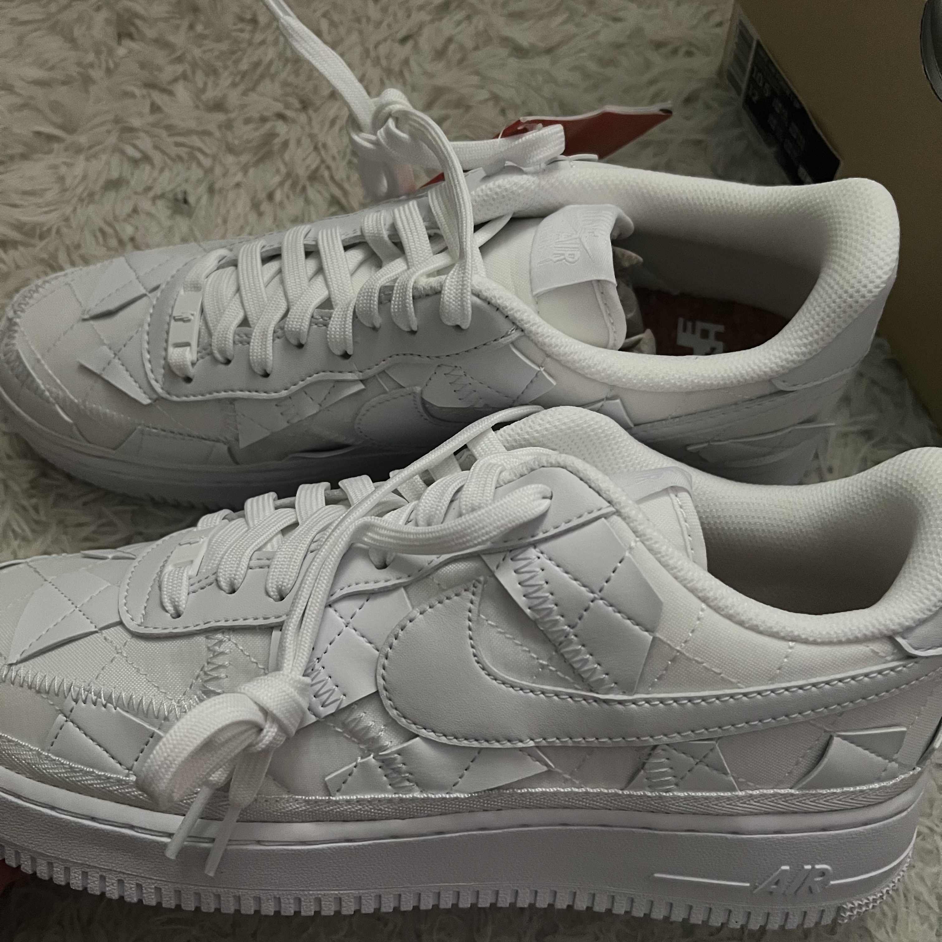 Nike x Billie Eilish Air Force 1 Low SP Triple White 착용 스타일