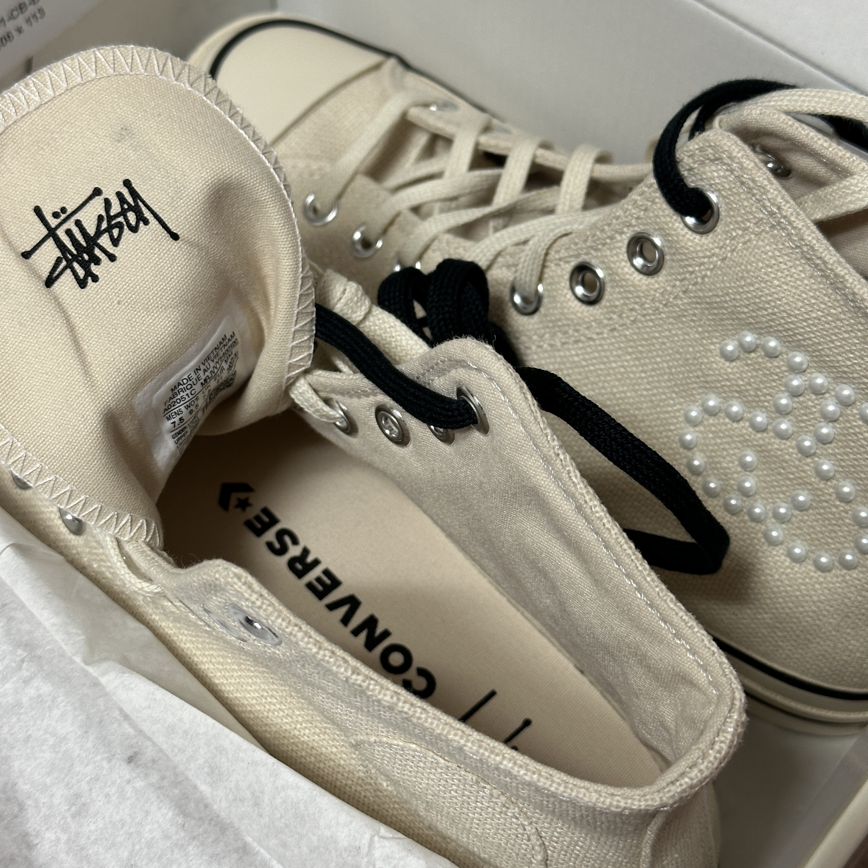 Converse x Stussy Chuck 70 High Natural Ivory 착용 스타일 - 3