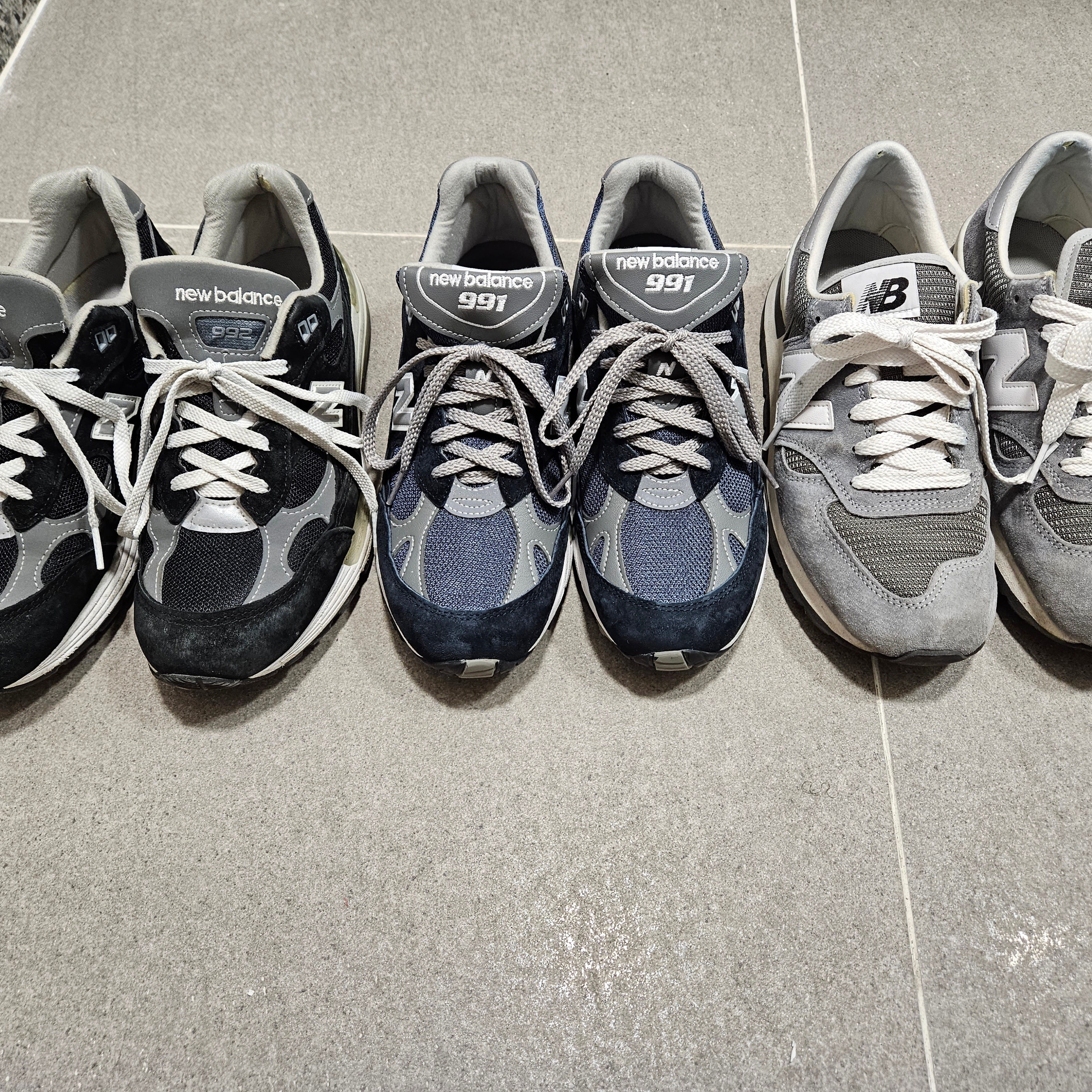 New Balance 992 Made in USA Black Grey, New Balance 991 Made in UK Navy 착용 스타일