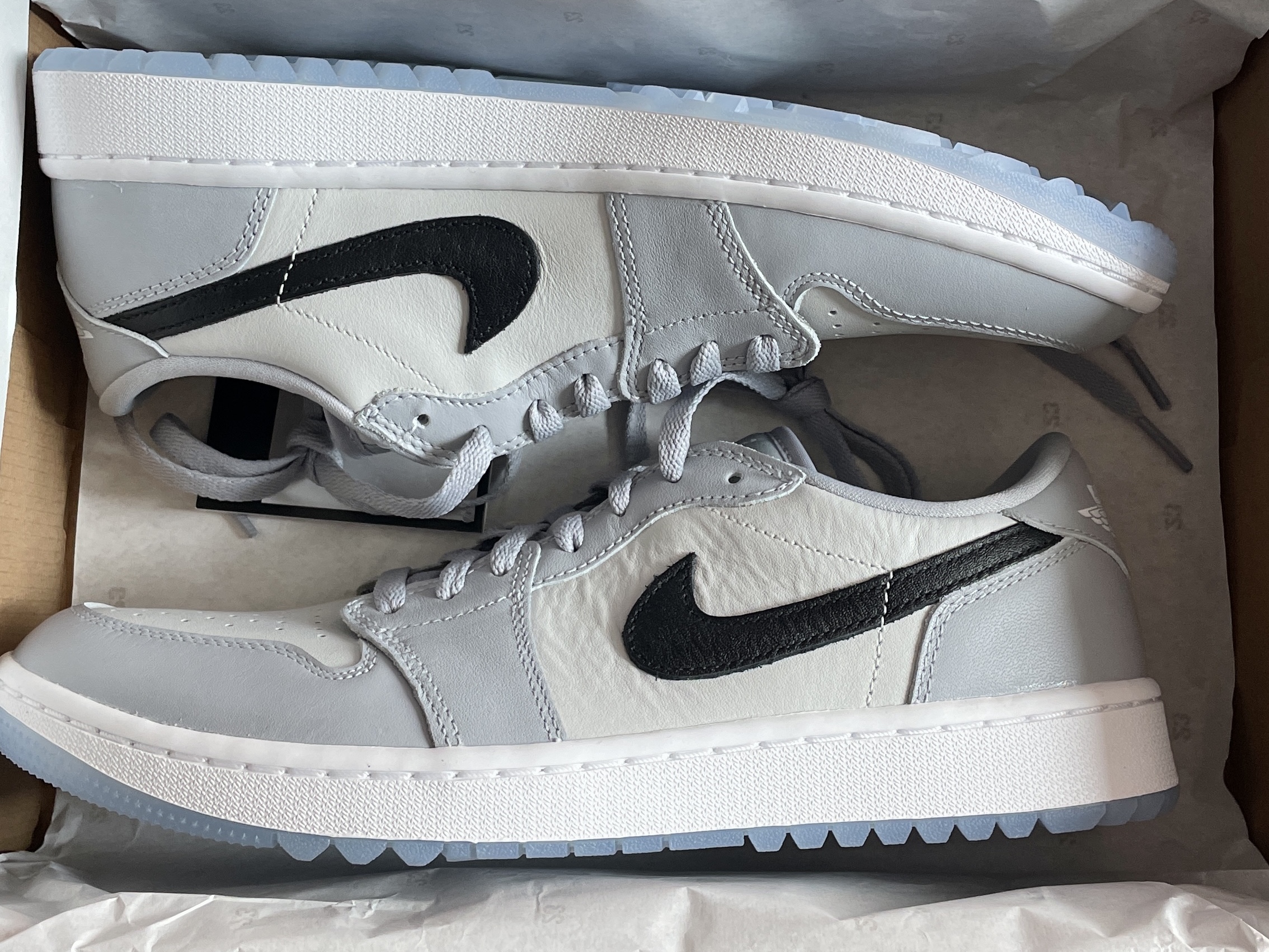Jordan 1 Low Golf Wolf Grey 착용 스타일