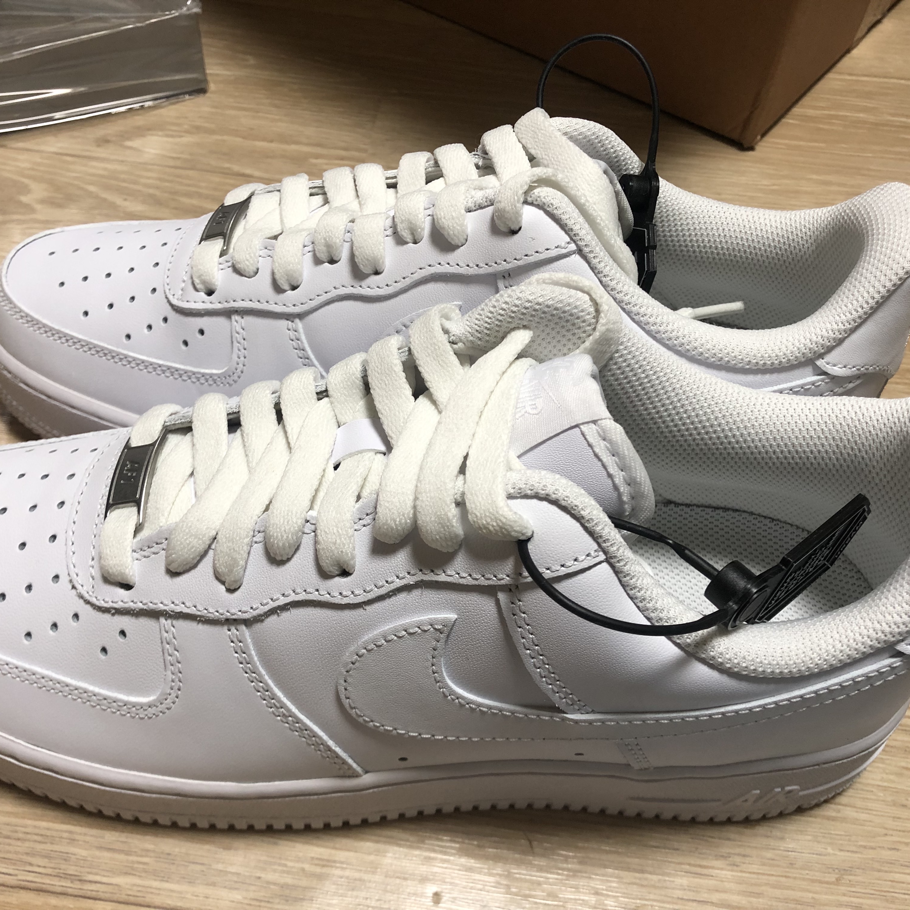 Nike Air Force 1 '07 Low White 착용 스타일