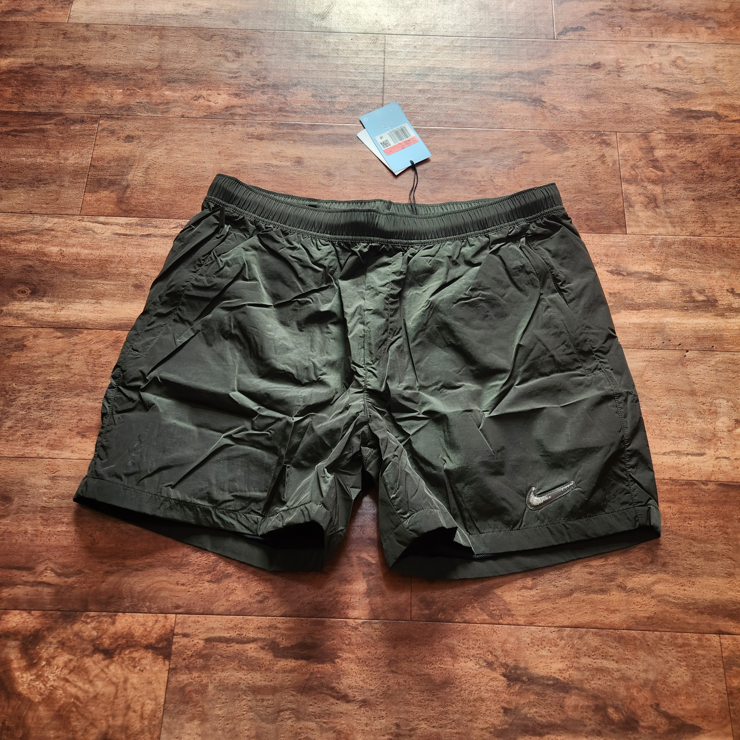 Nike x Drake Nocta Shorts Sequoia (DR2628-355) 착용 스타일 - 1