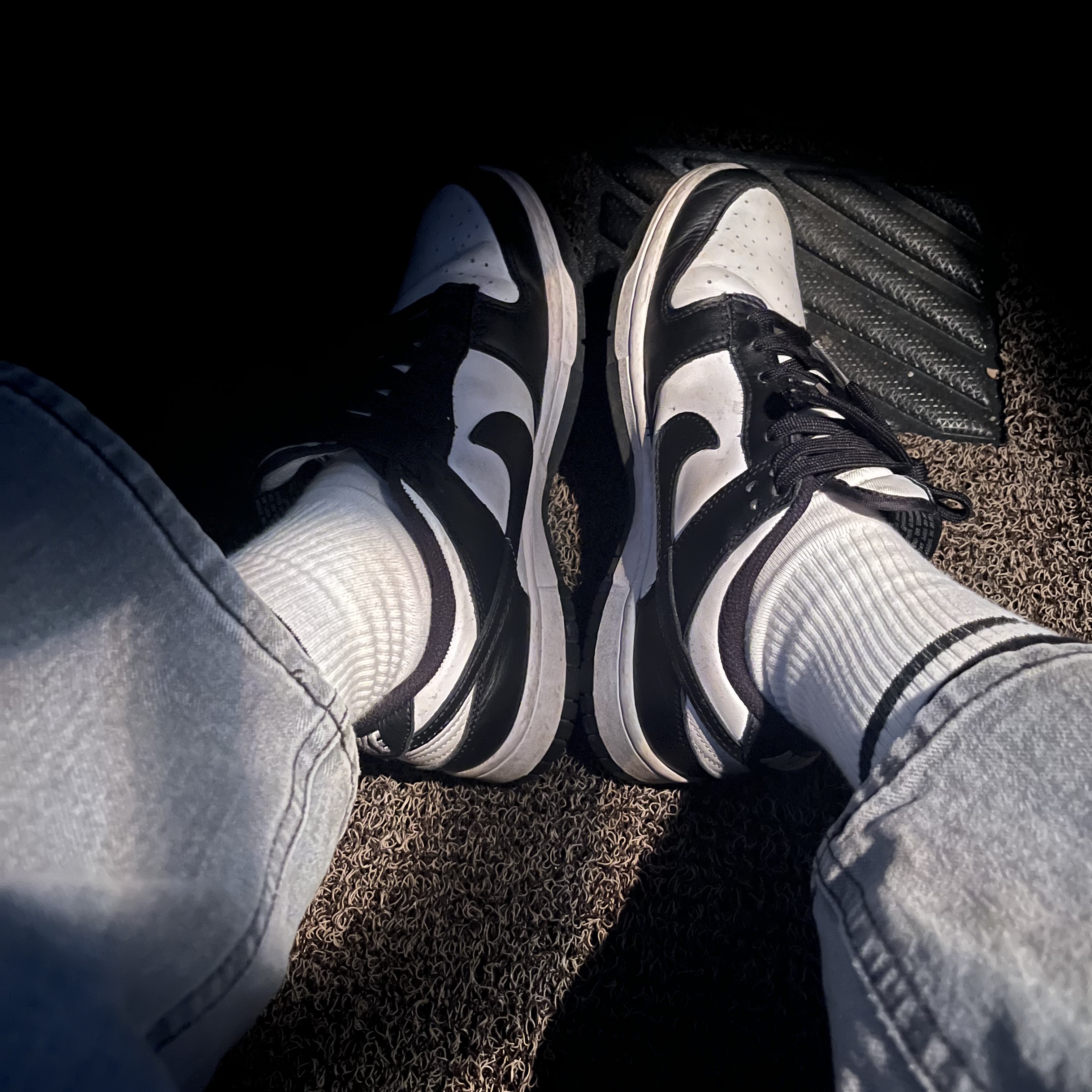 (W) Nike Dunk Low Black 착용 스타일