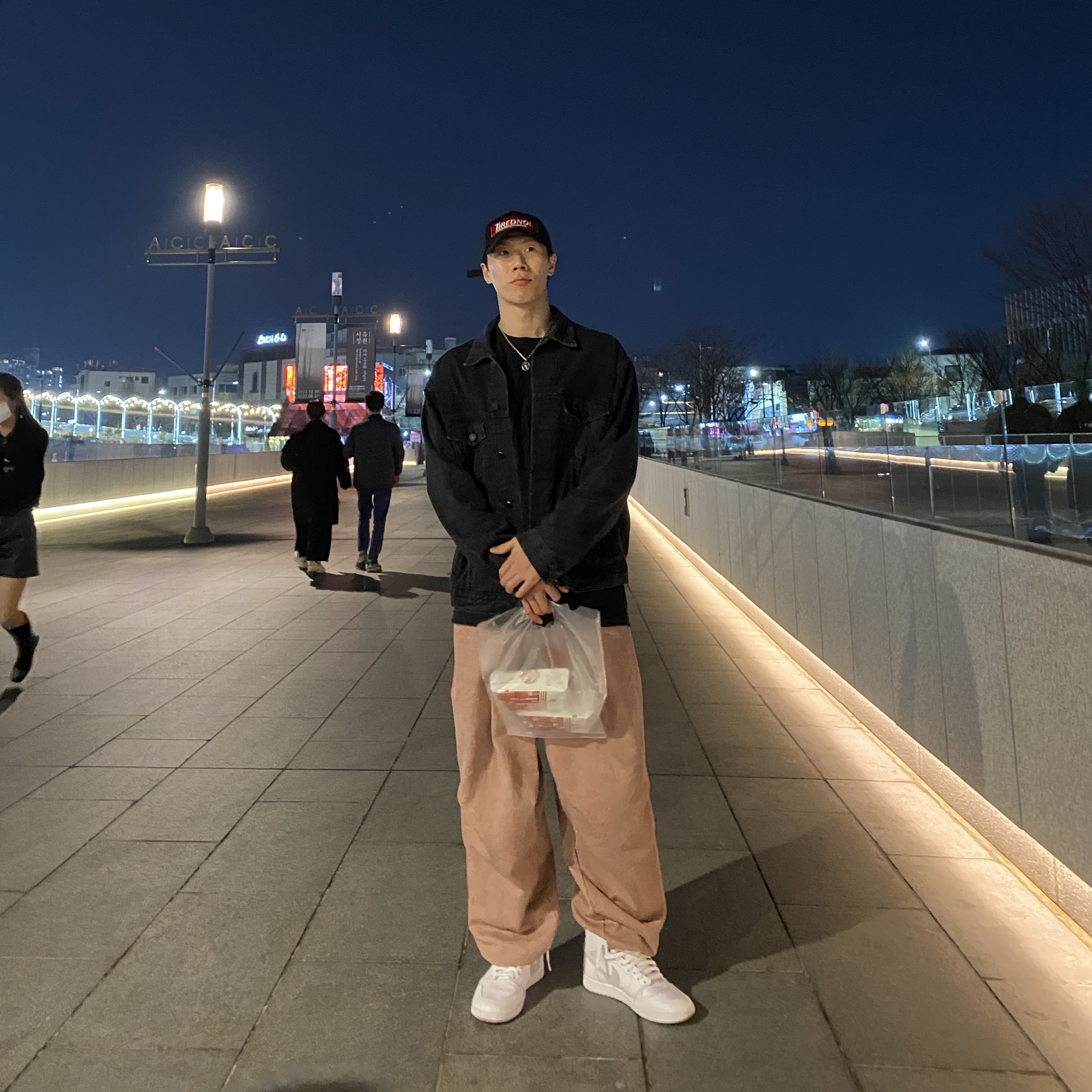 Jordan 1 High 85 Neutral Grey 착용 스타일 - 1